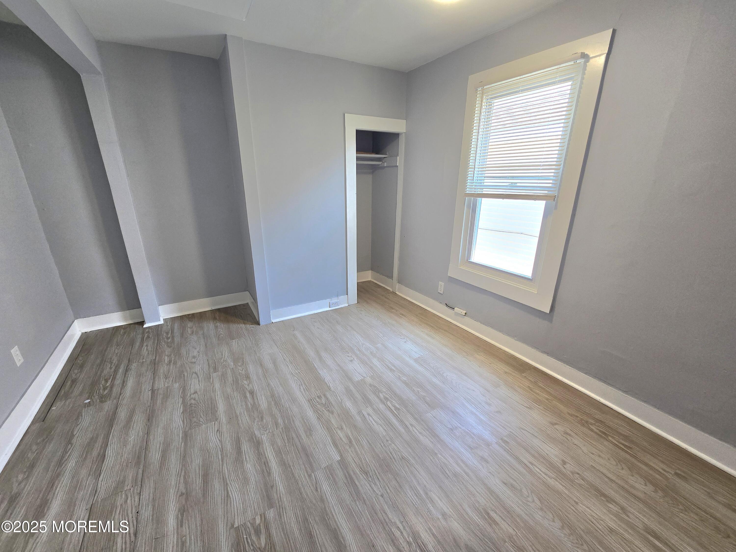513 Sewall Avenue 2