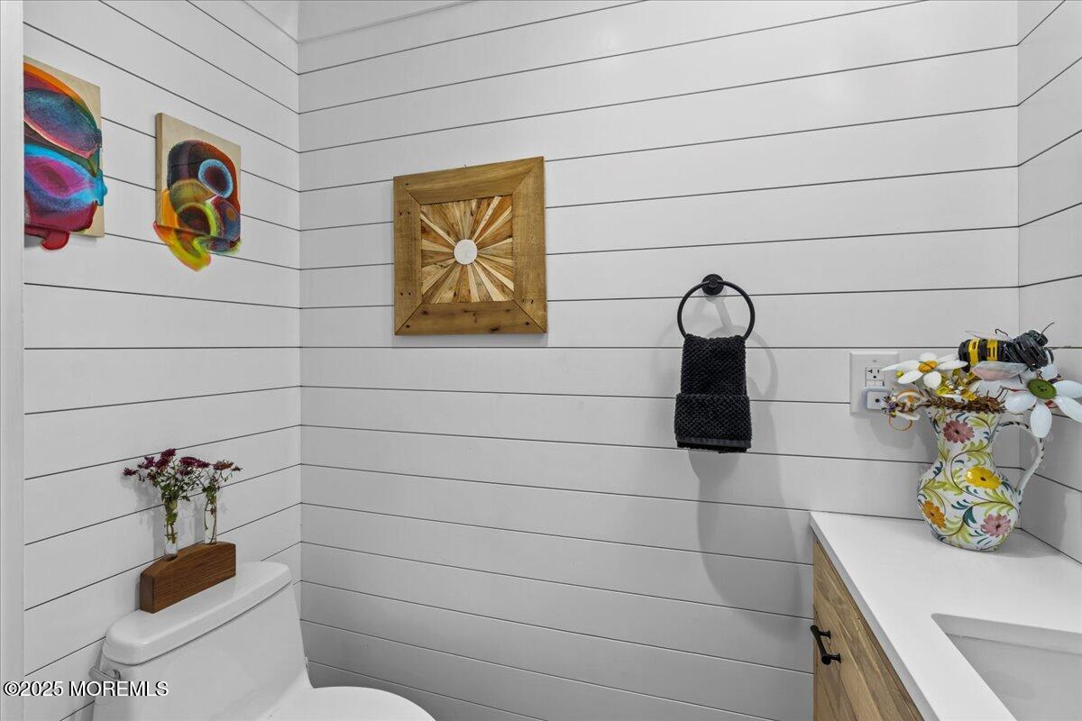 1503 Comstock Street