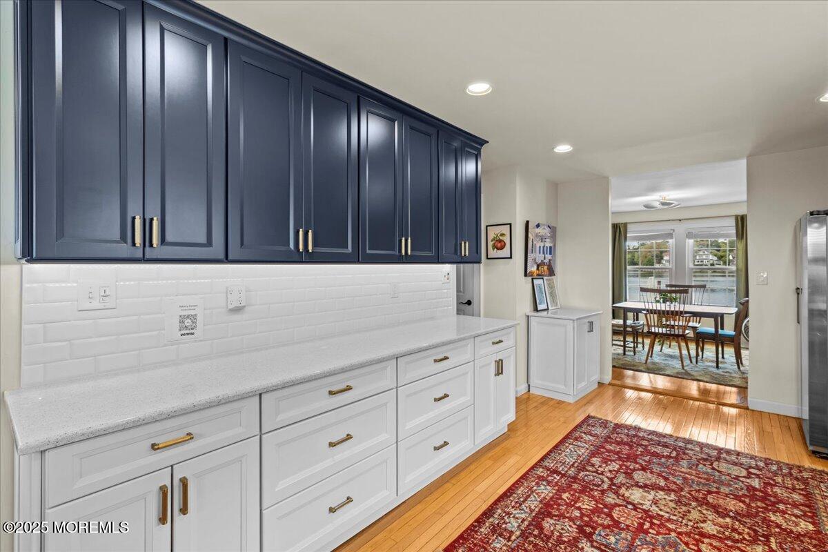 1503 Comstock Street