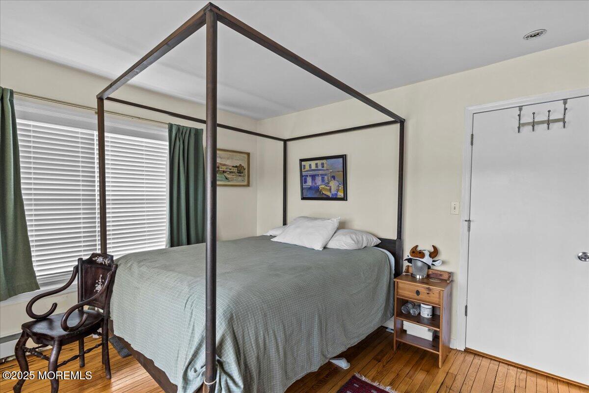 1503 Comstock Street