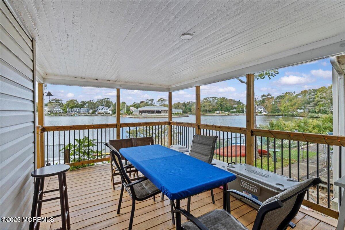 1503 Comstock Street