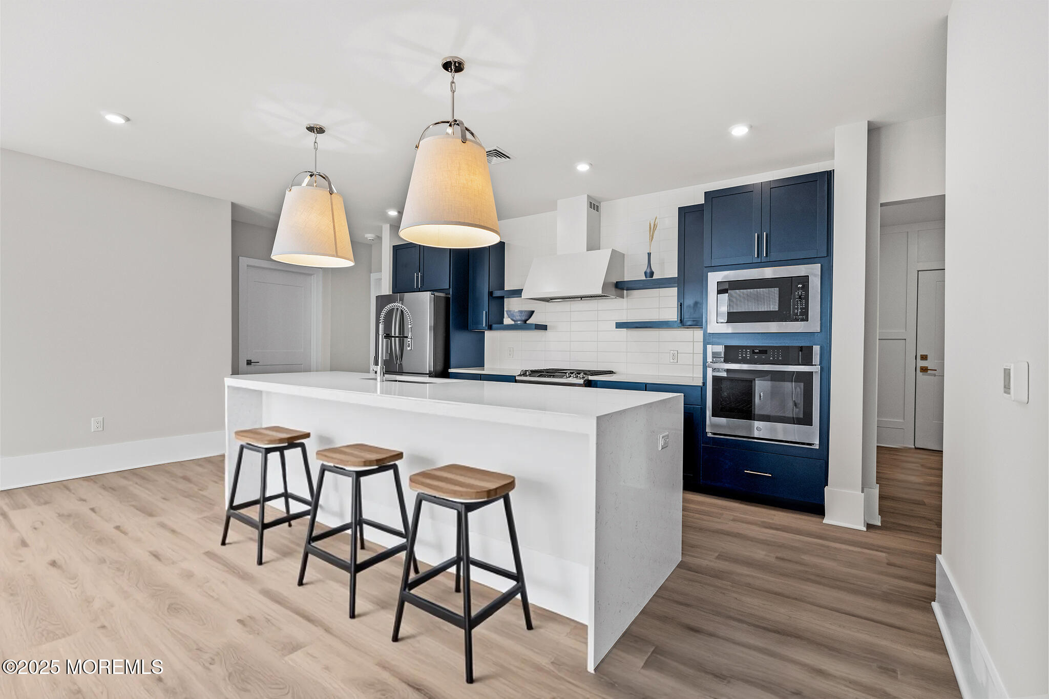 218 3rd Avenue 306