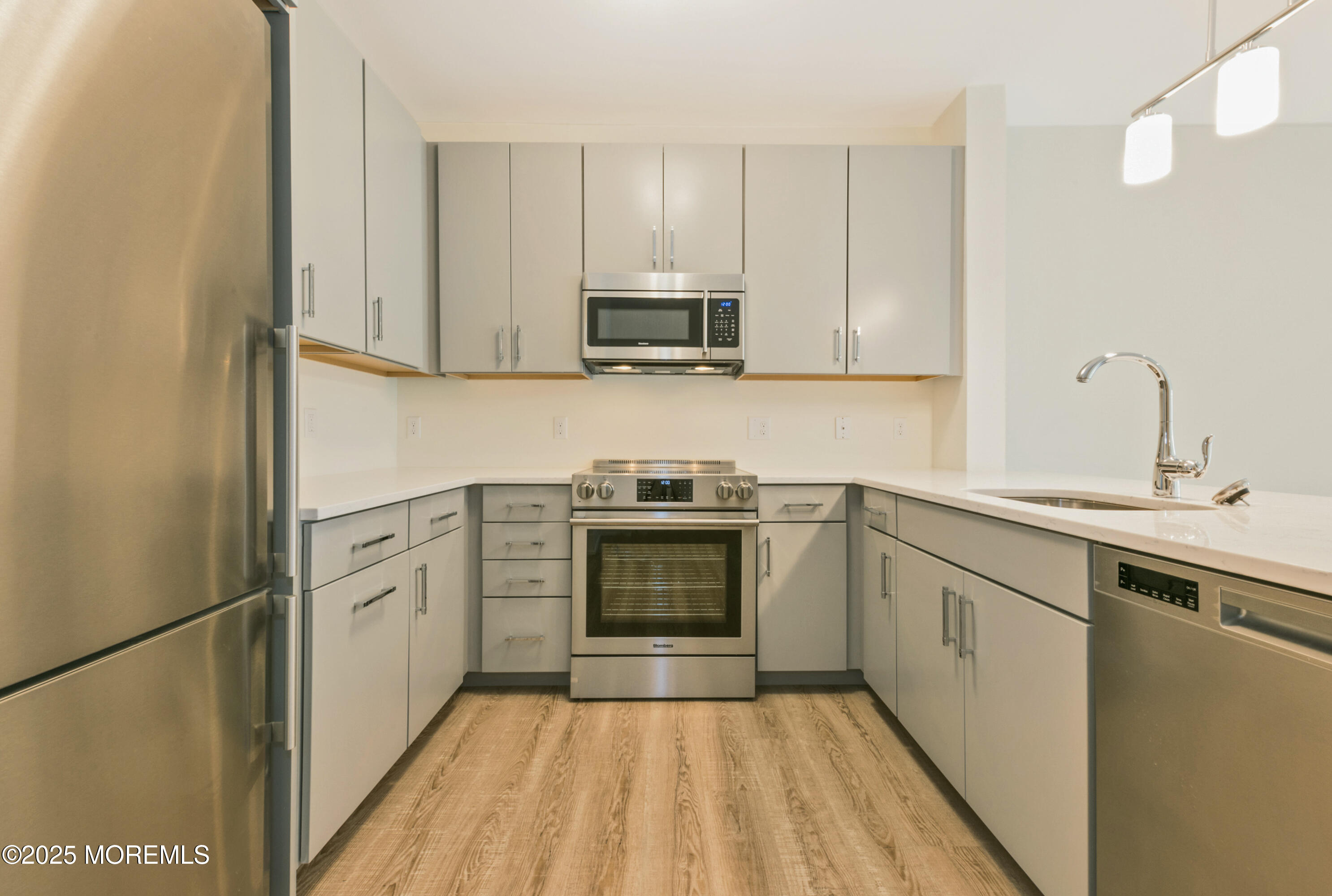 700 Bangs Avenue 308