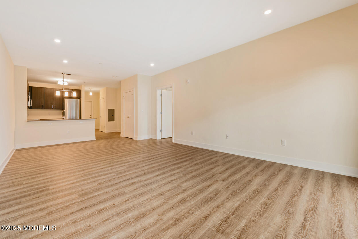 700 Bangs Avenue 308