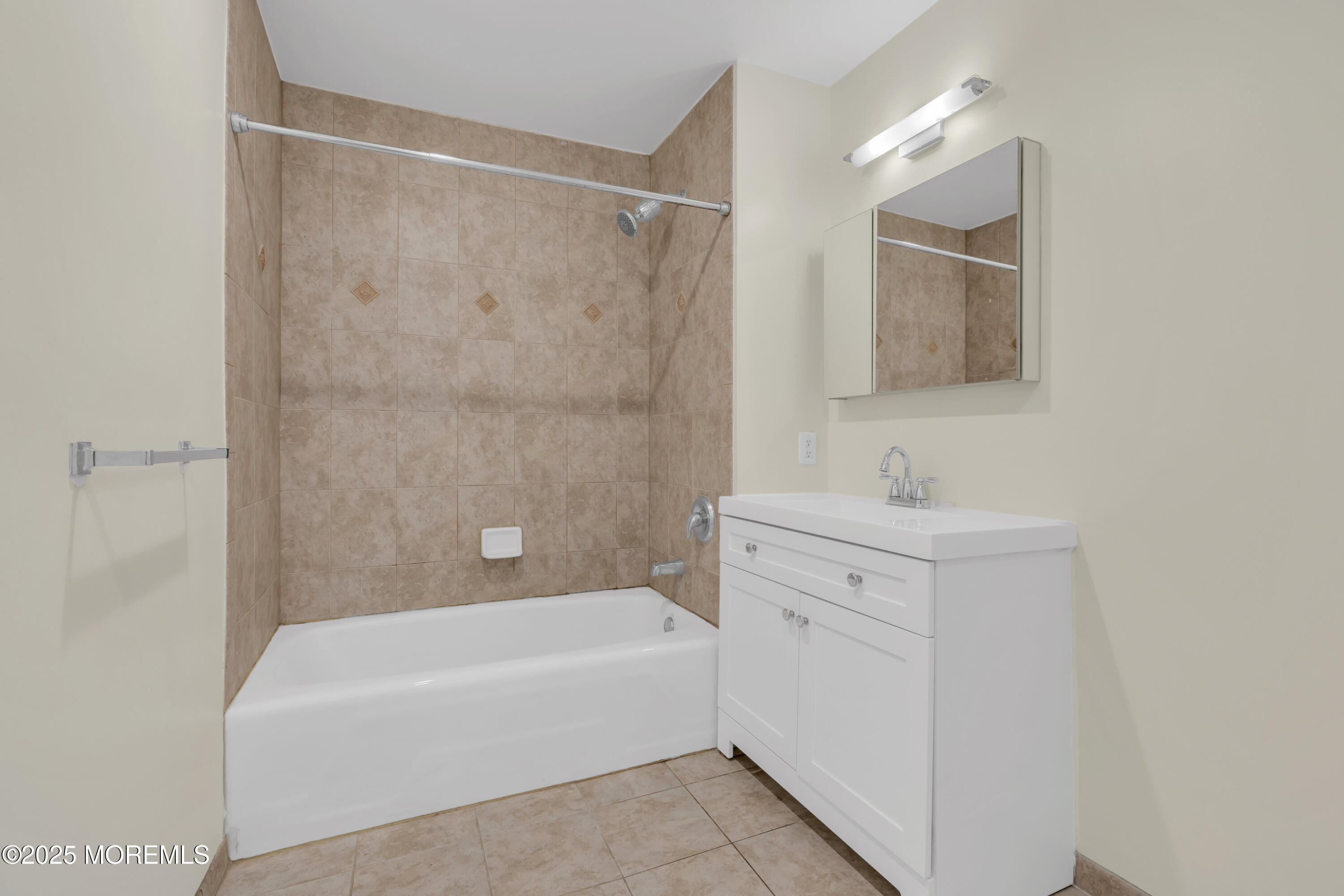 300 Emory Street 306