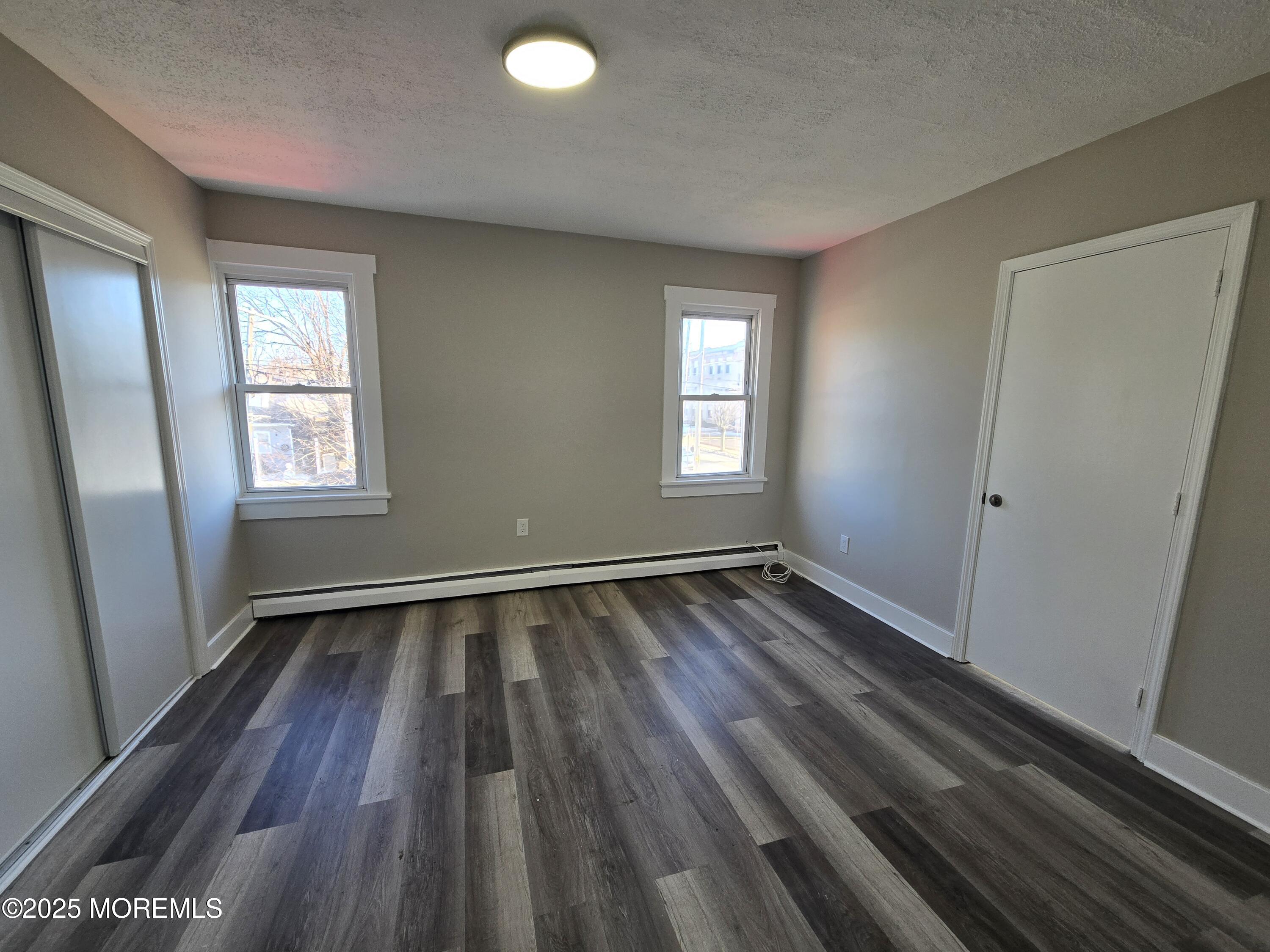 1501-1503 Bangs Avenue