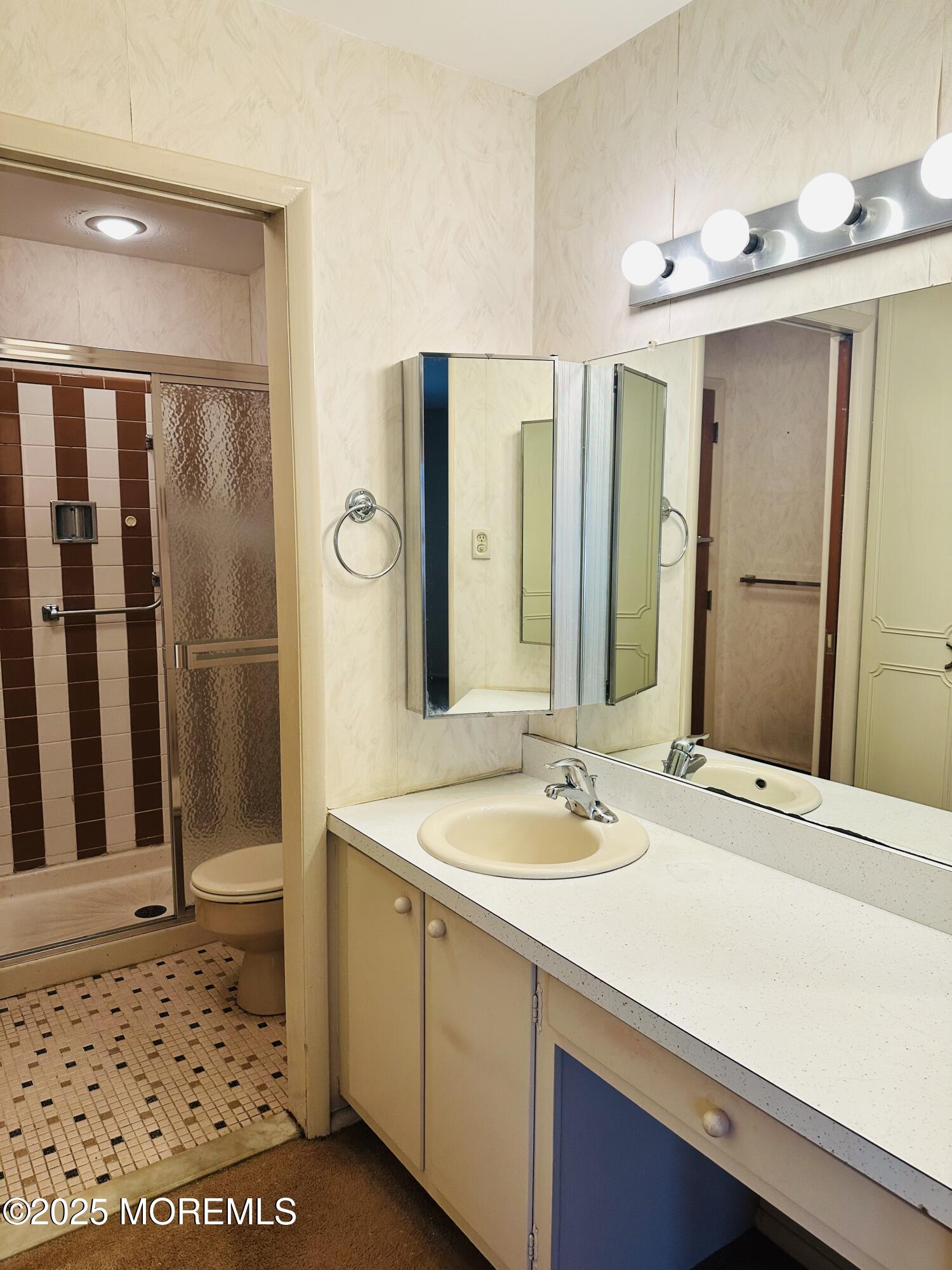 180B Sterling Court B