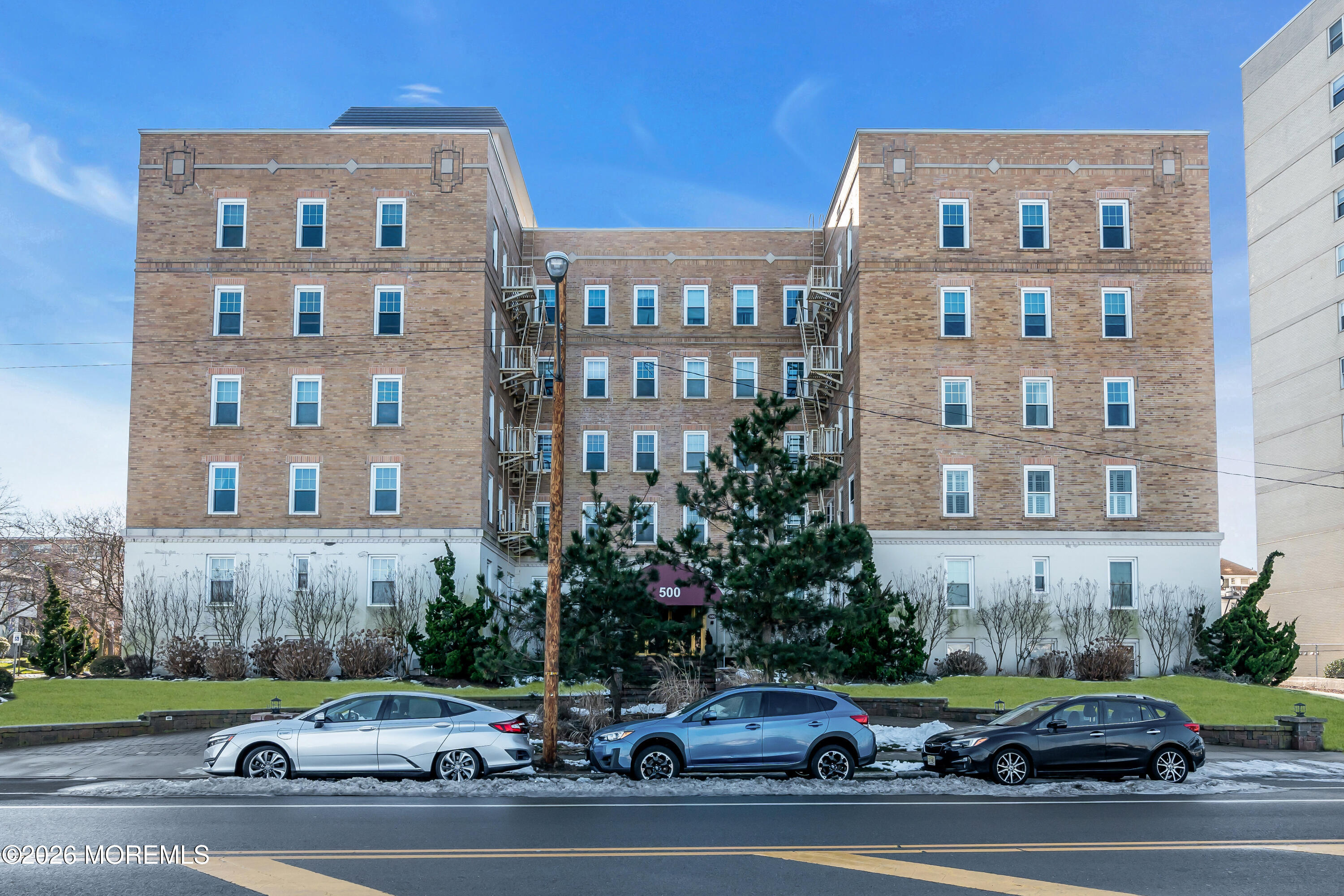 500 Deal Lake Drive 5E