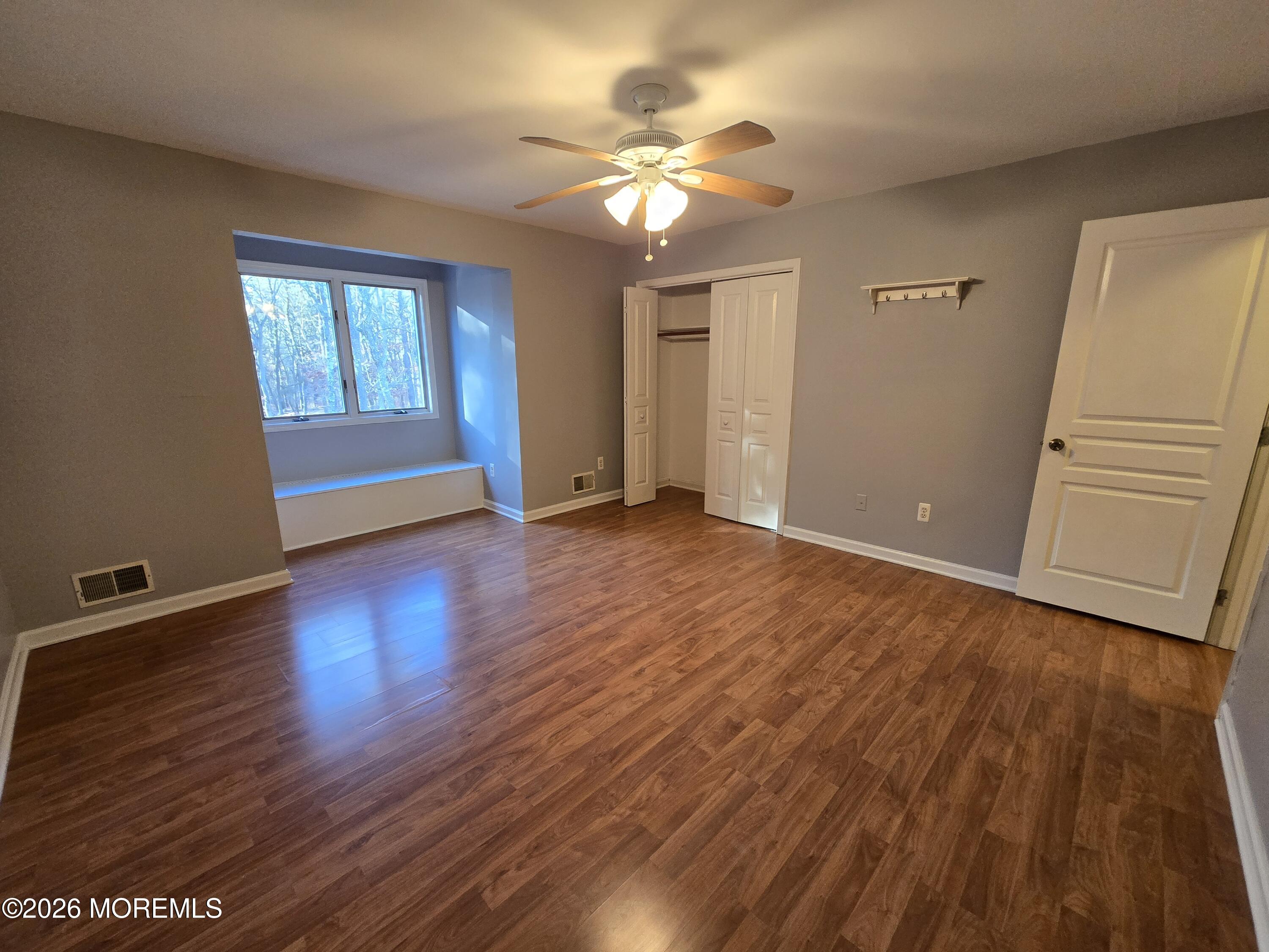 274 Easy Street Right