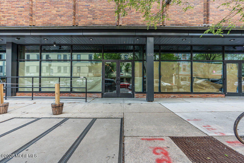 614 Cookman Avenue Suite 5