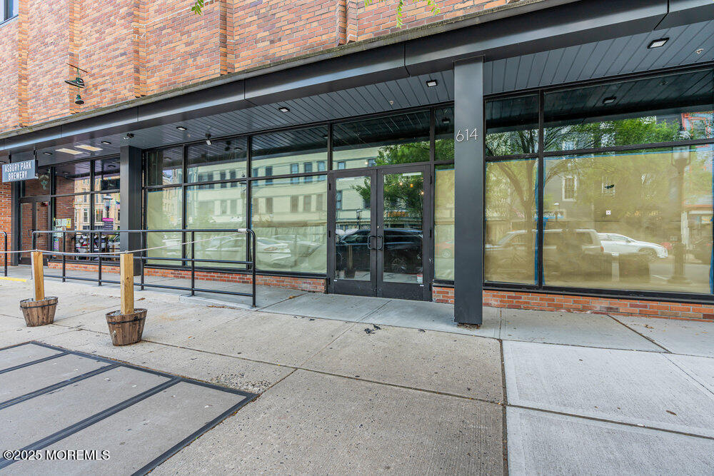 614 Cookman Avenue Suite 5