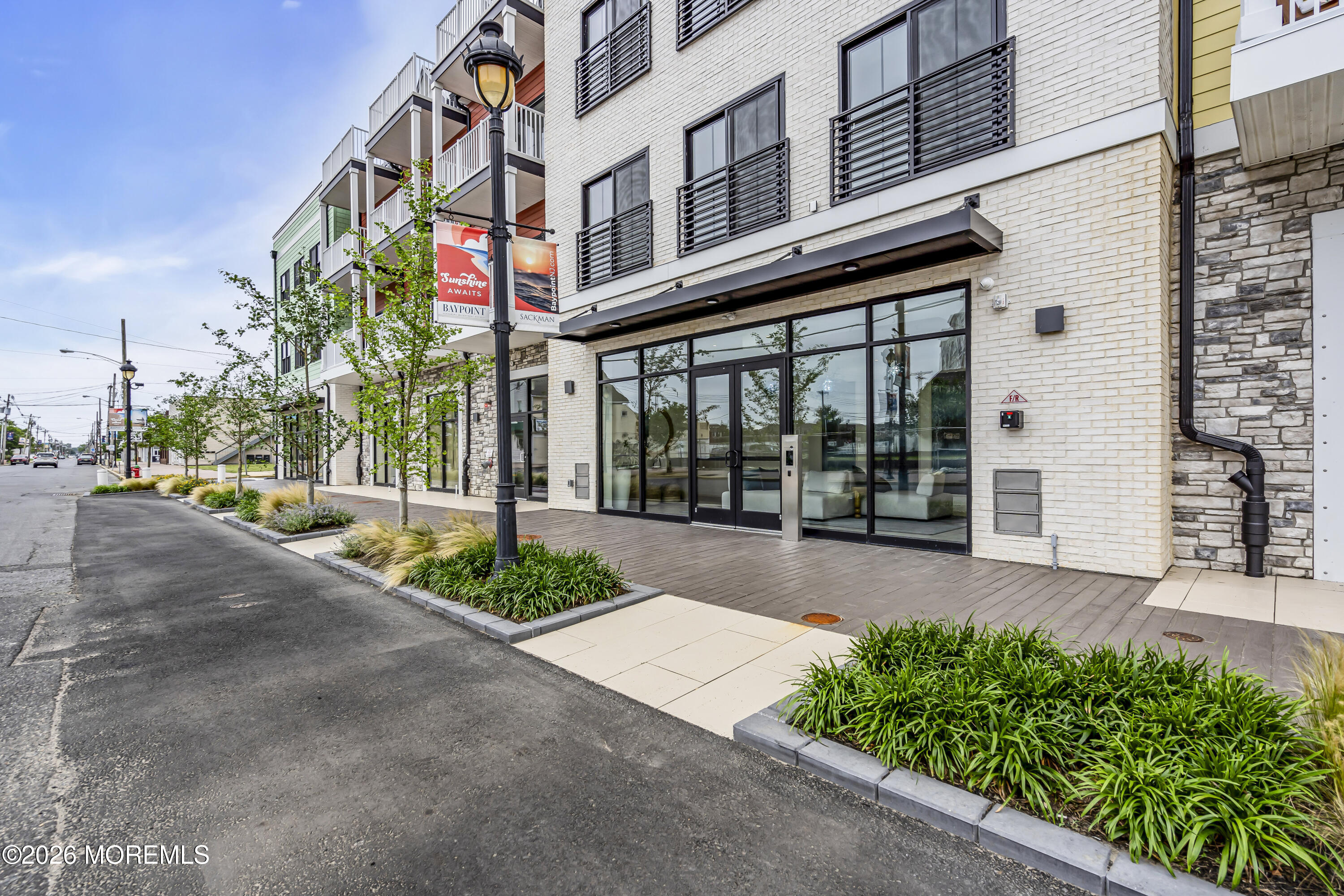 19 Carr Avenue 3