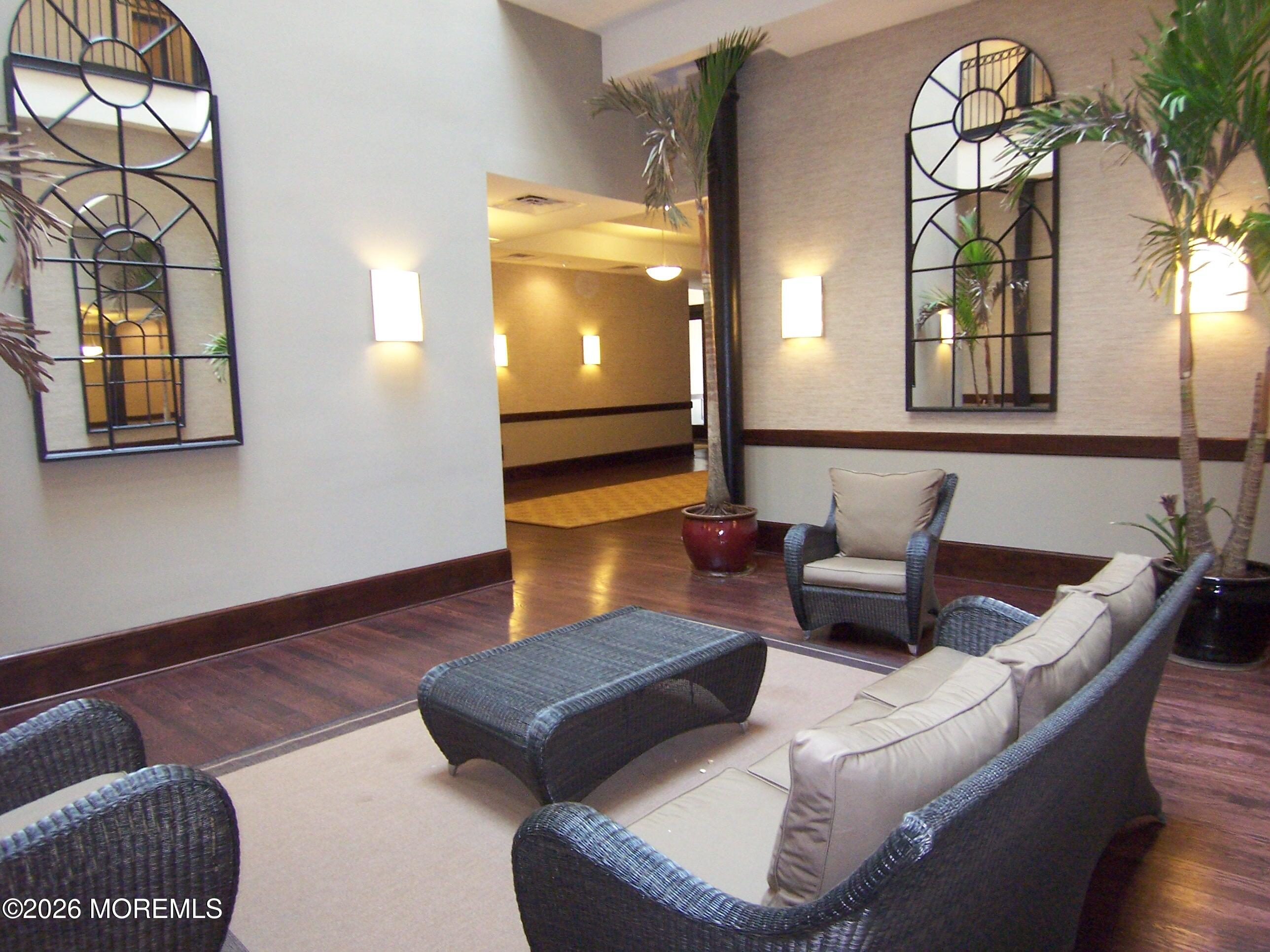 300 Emory Street 302