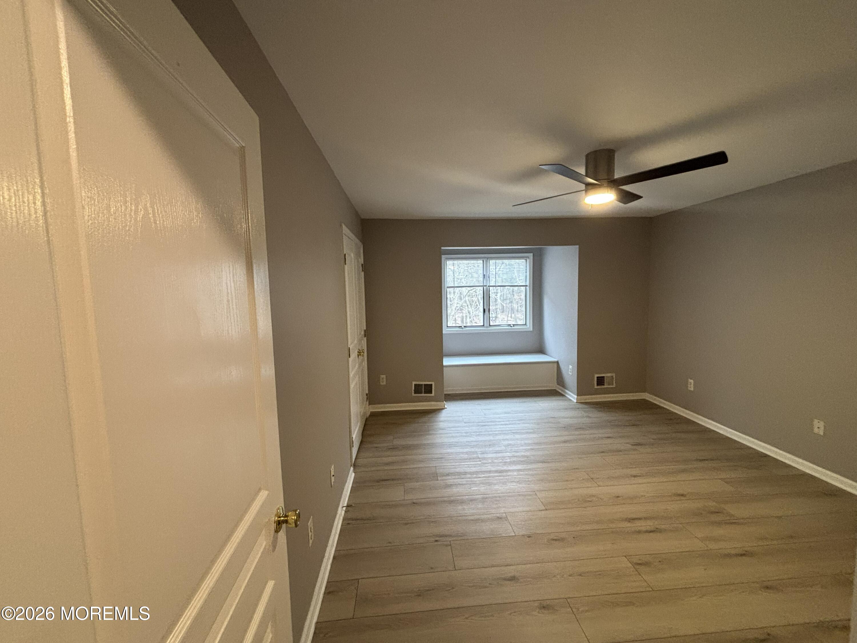 274 Easy Street Left