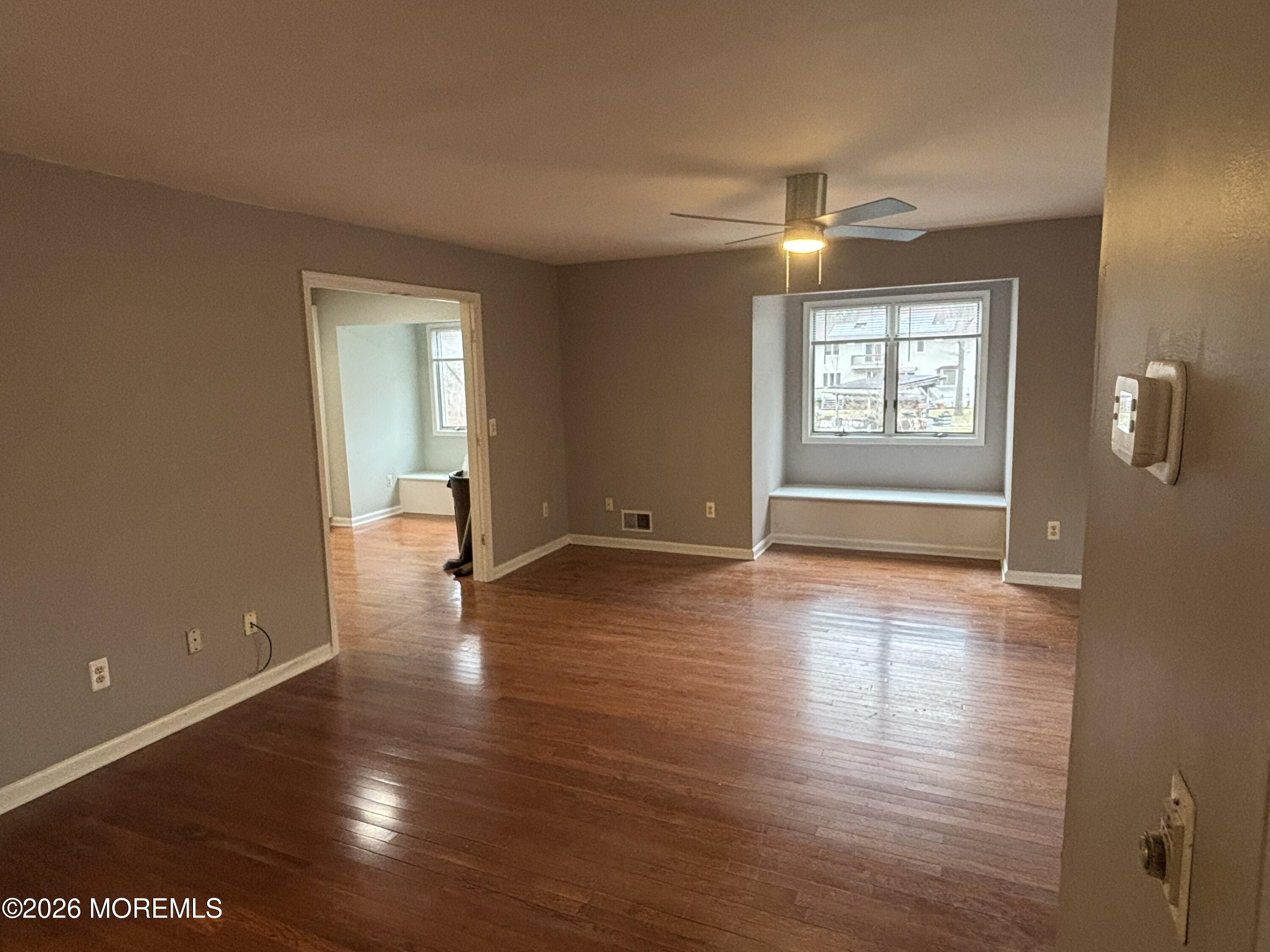 274 Easy Street Left