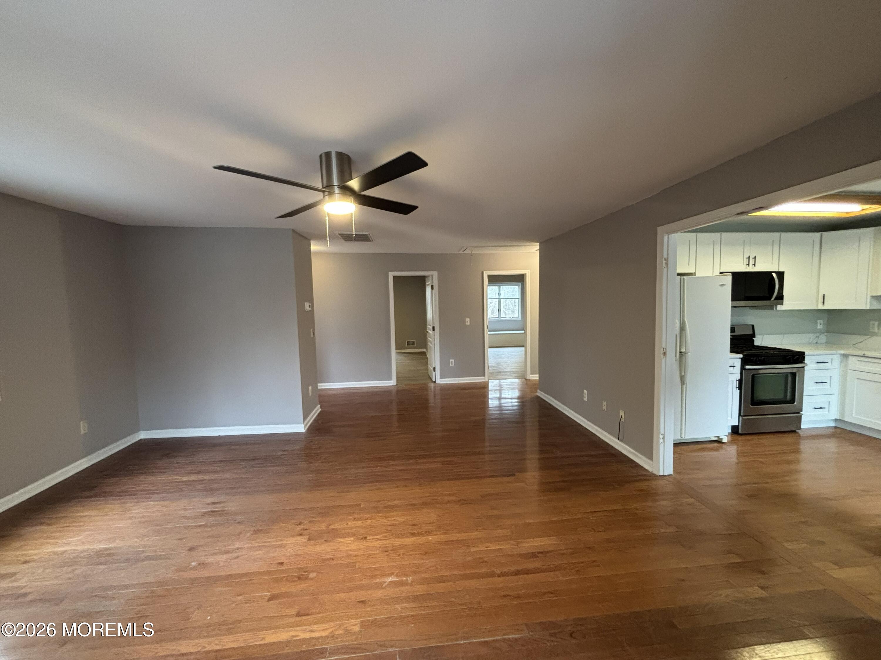 274 Easy Street Left
