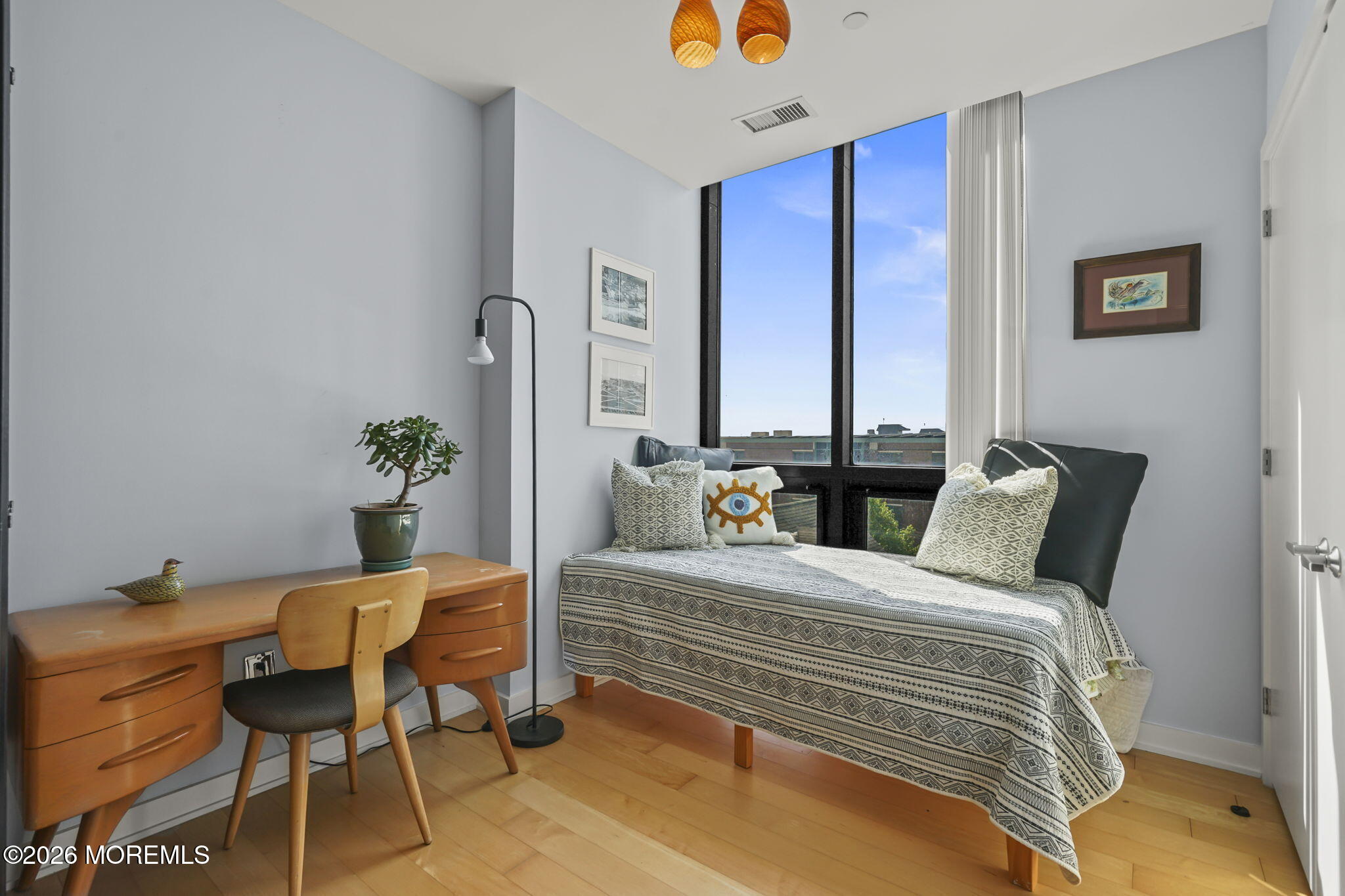 510 Monroe Avenue 401