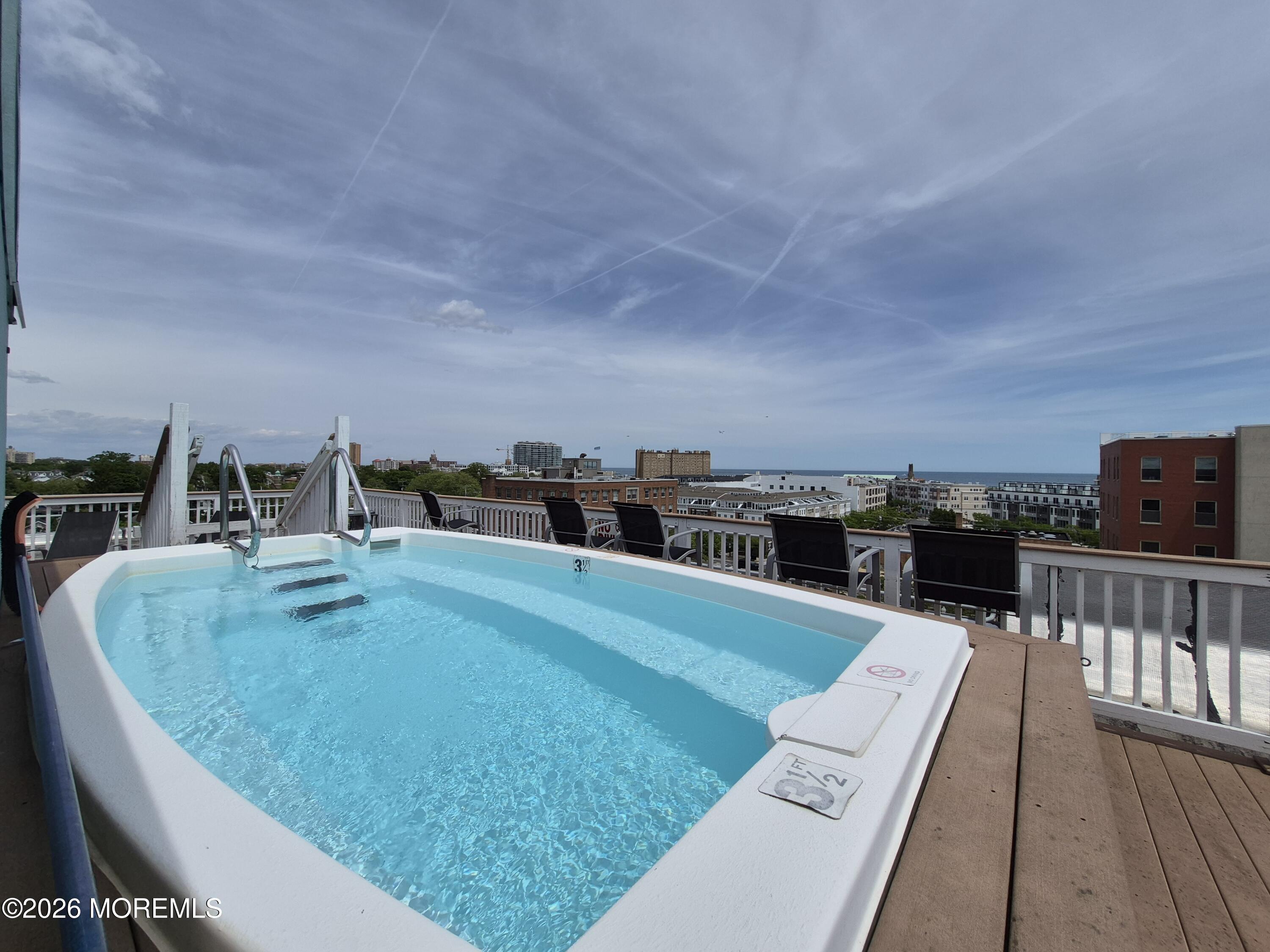 510 Monroe Avenue 401