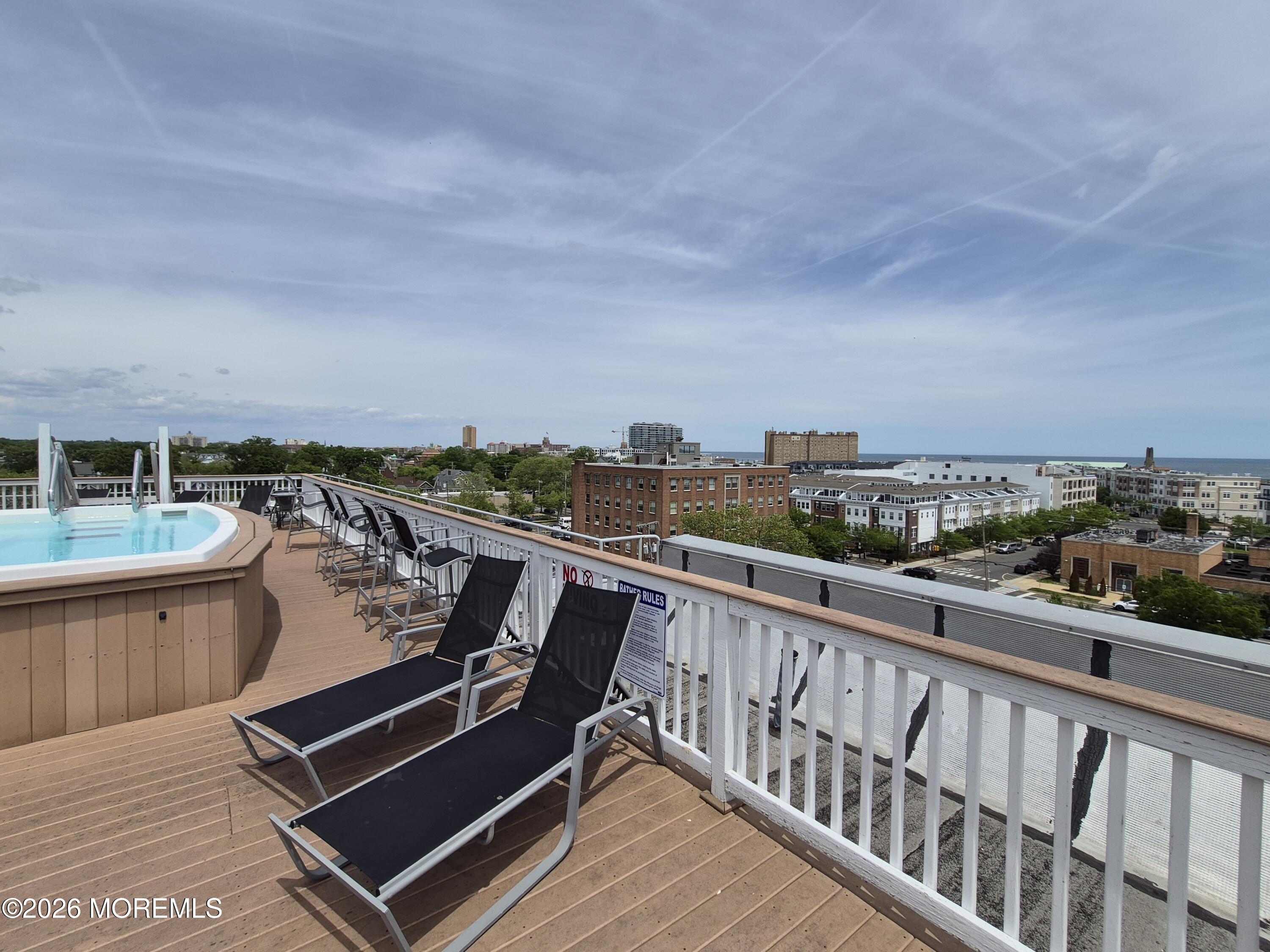 510 Monroe Avenue 401