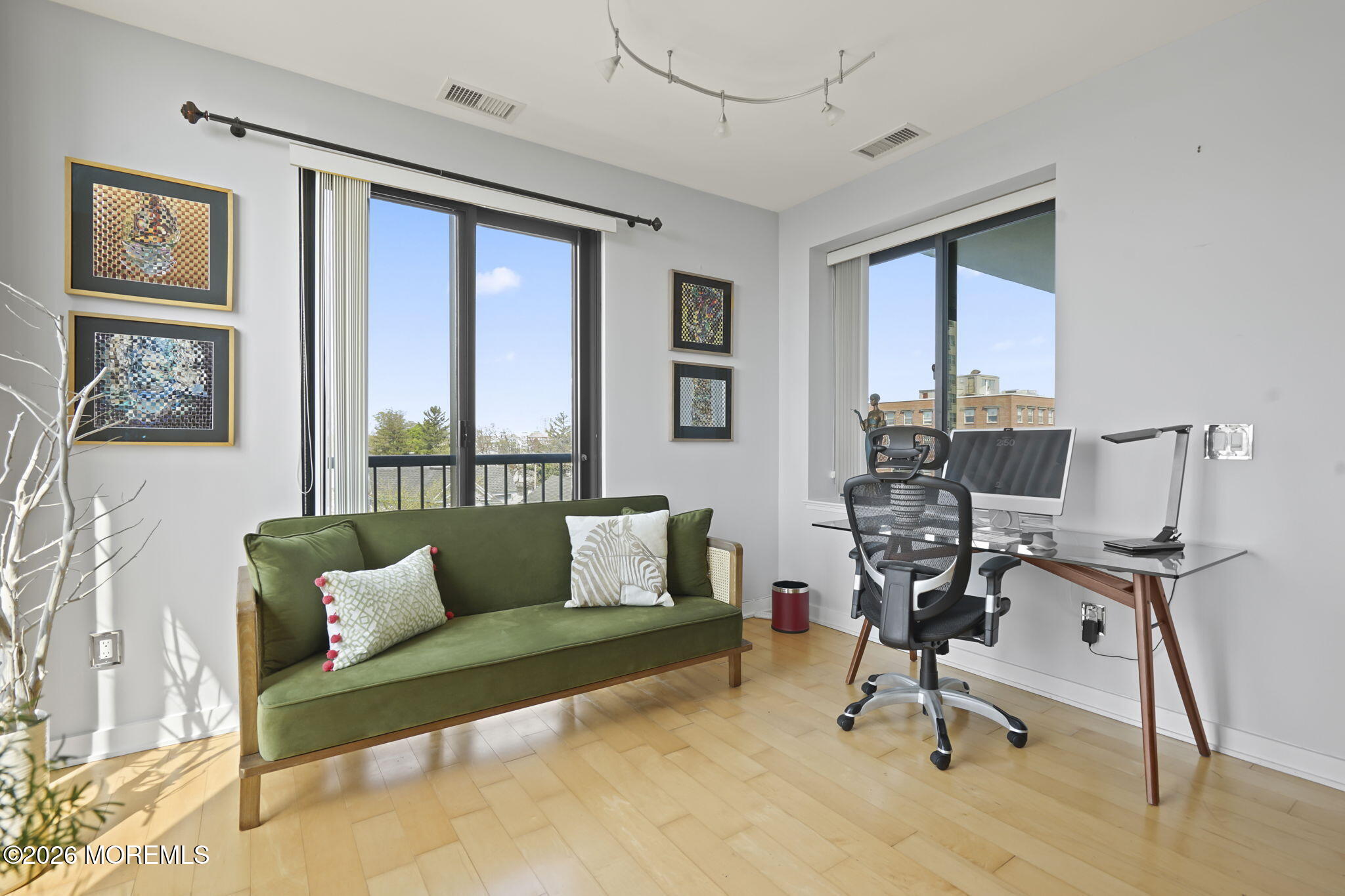 510 Monroe Avenue 401