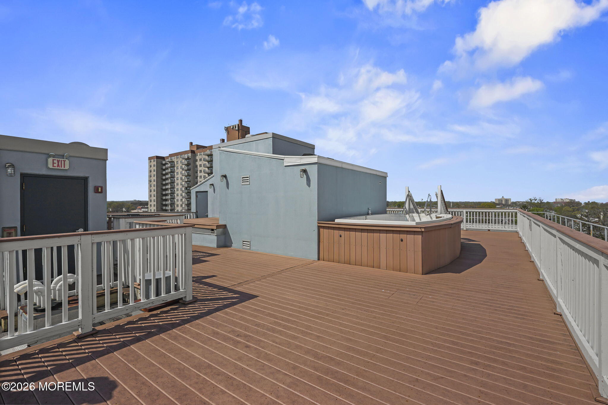 510 Monroe Avenue 401