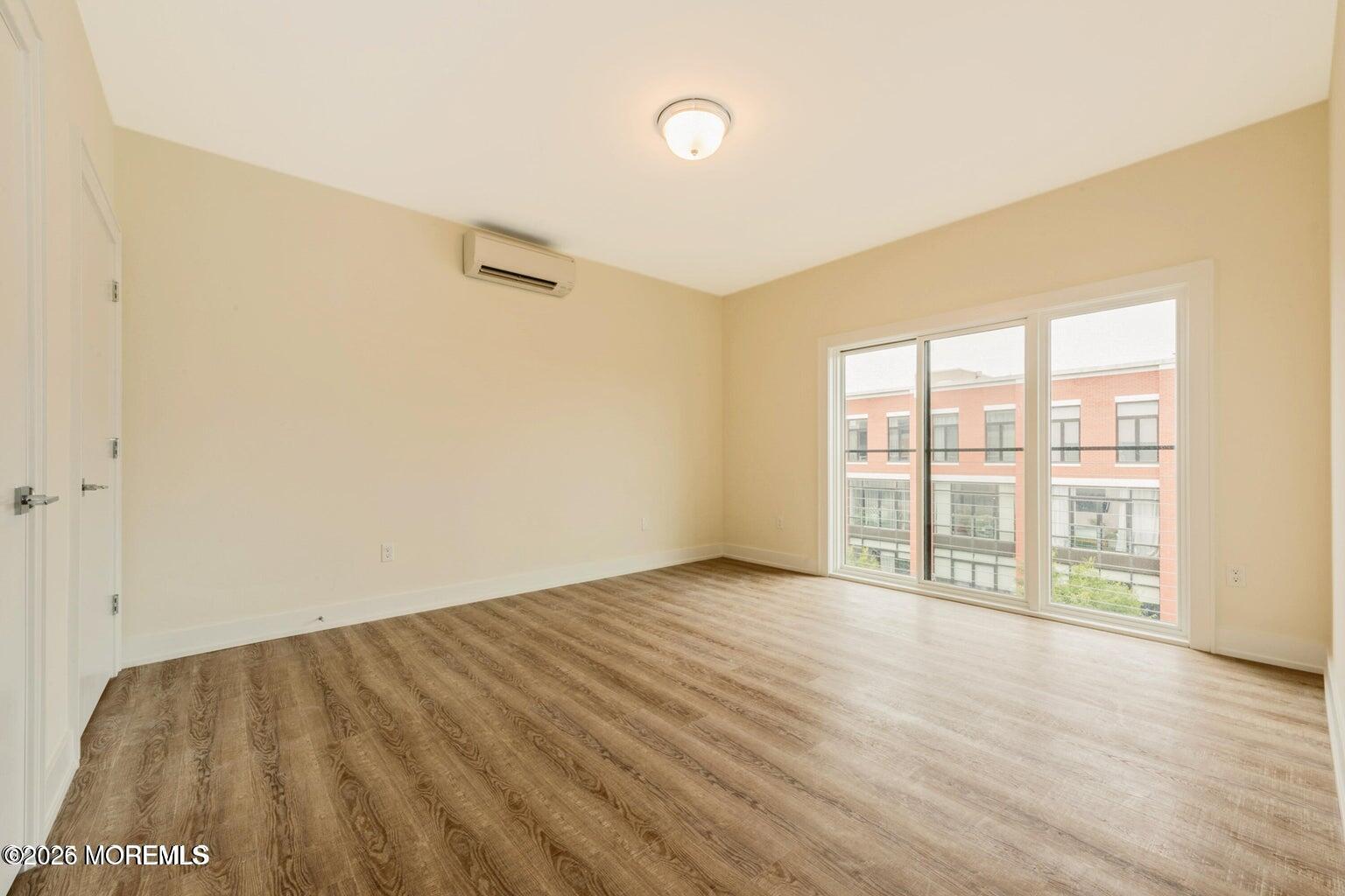 700 Bangs Avenue 410
