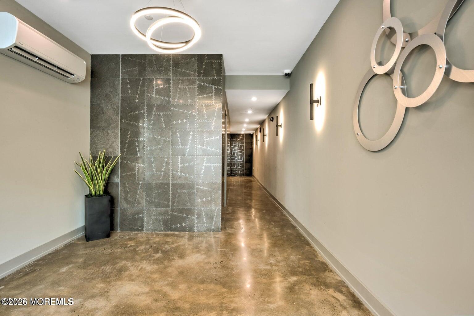 700 Bangs Avenue 410