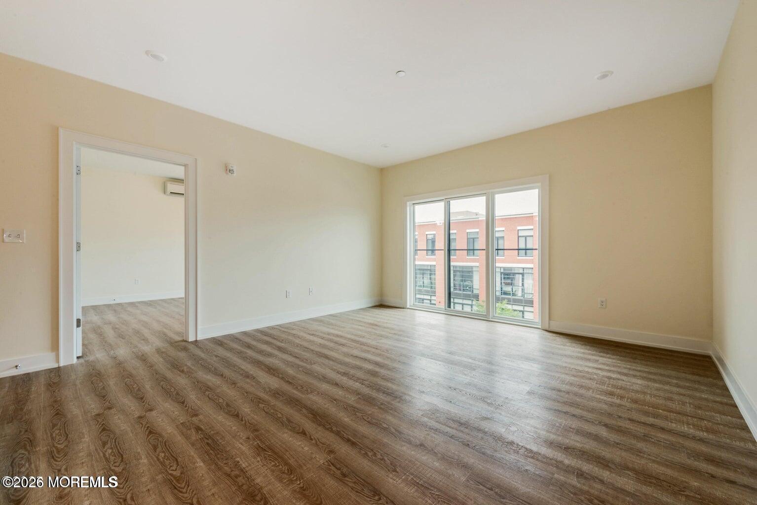 700 Bangs Avenue 410