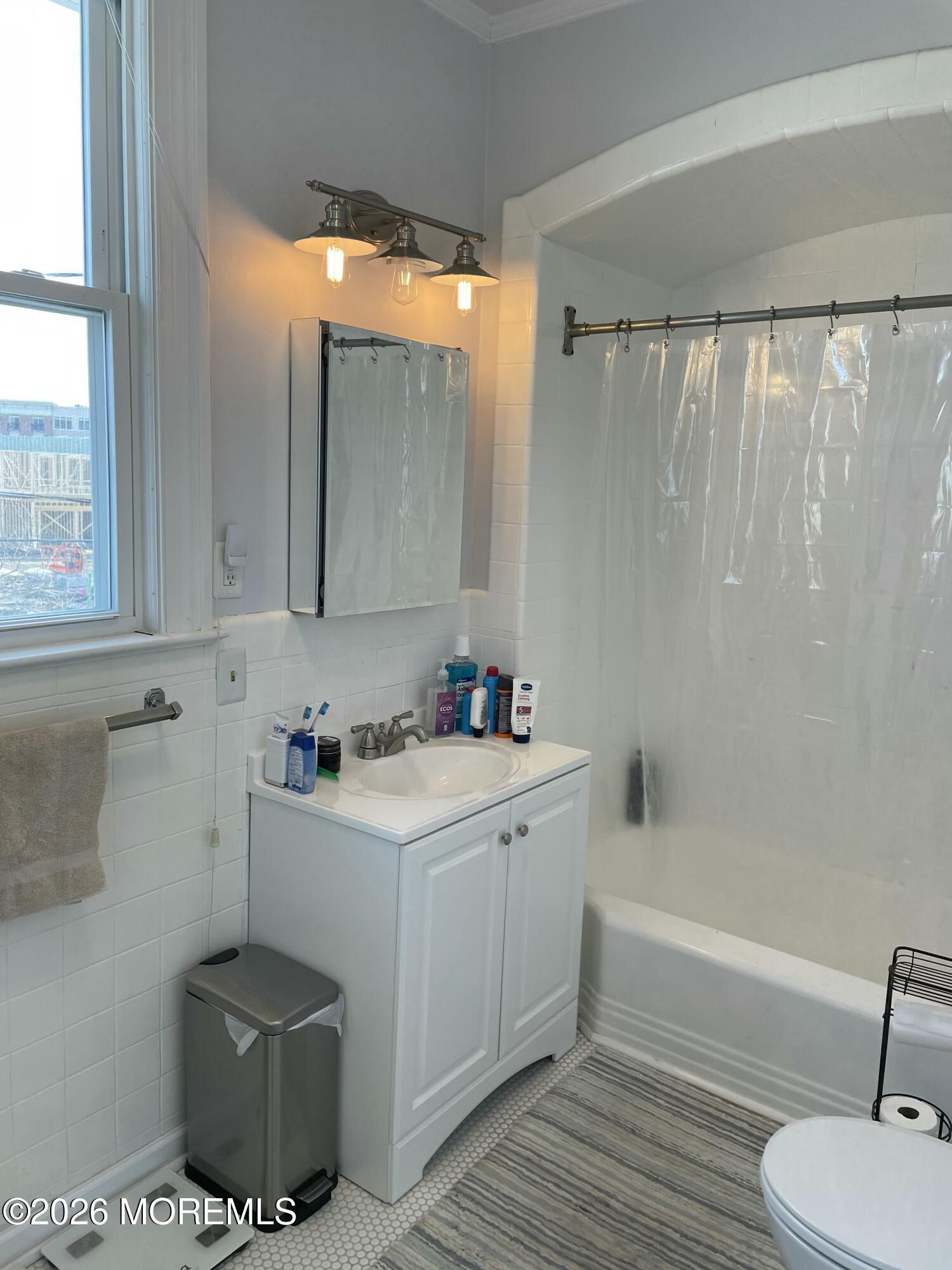 400 Asbury Avenue 4