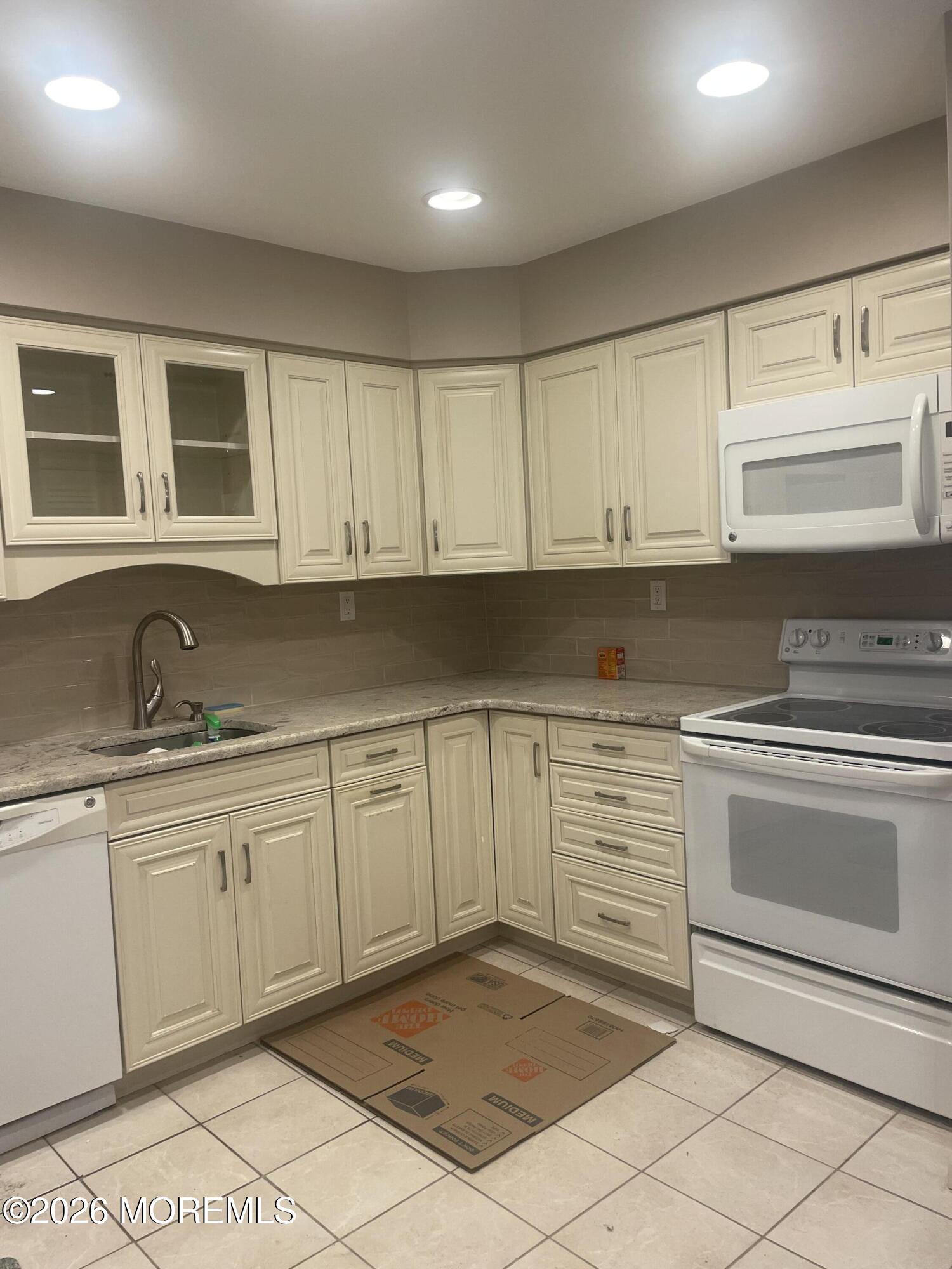 25 Meadow Avenue 96