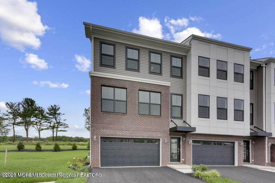 48 Kelly Way