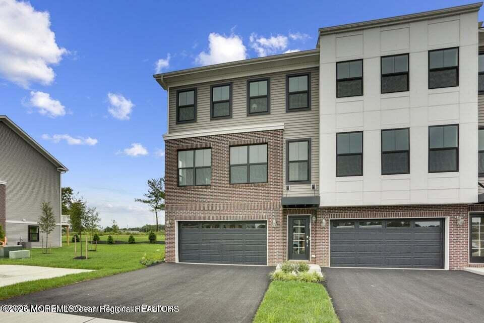 48 Kelly Way