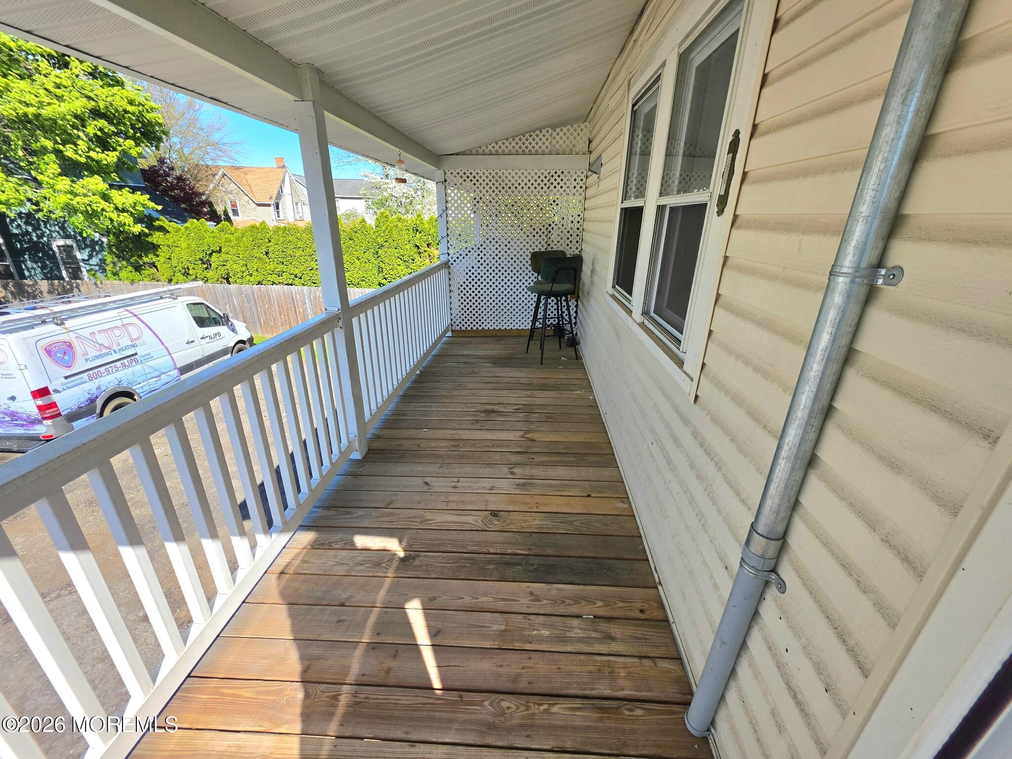 916 Sunset Avenue 4
