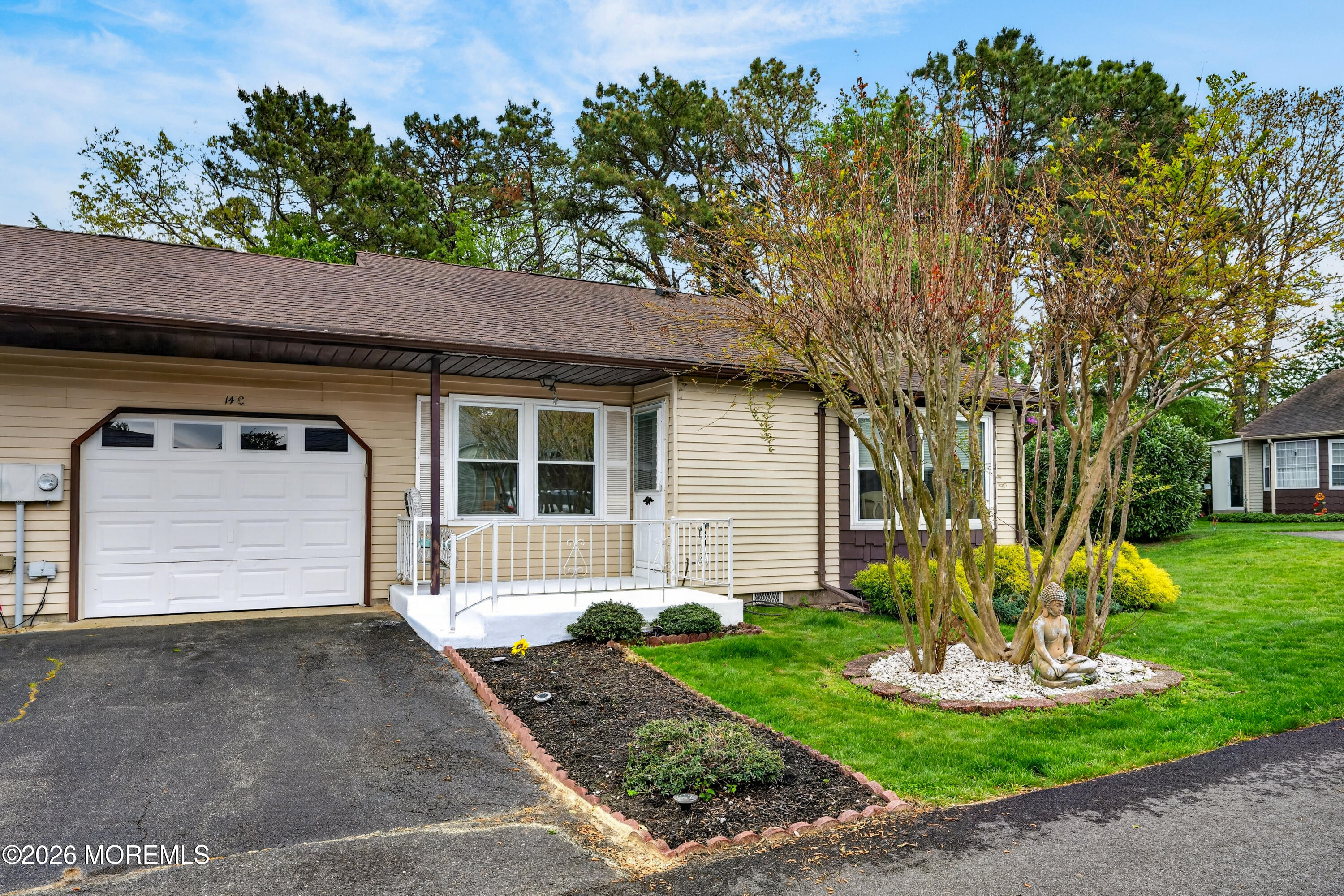 14 Amesbury Road 64