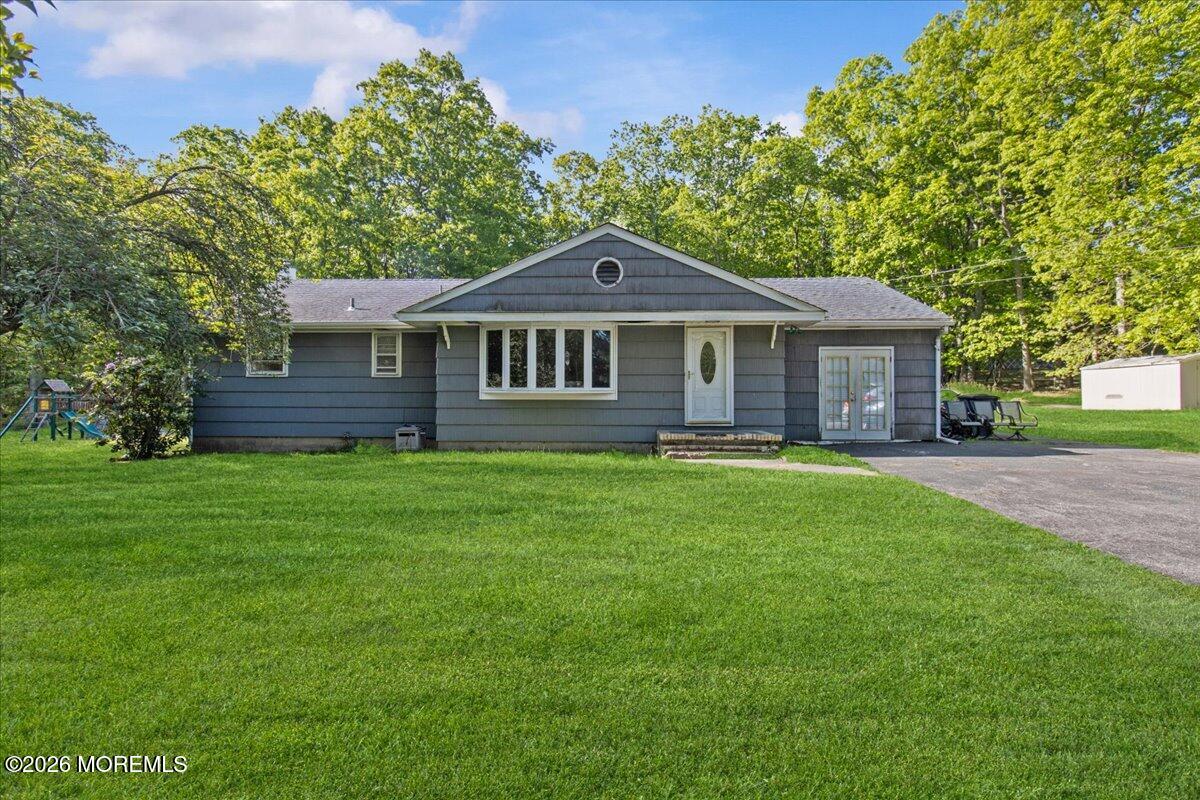 2550 Allenwood Lakewood Road