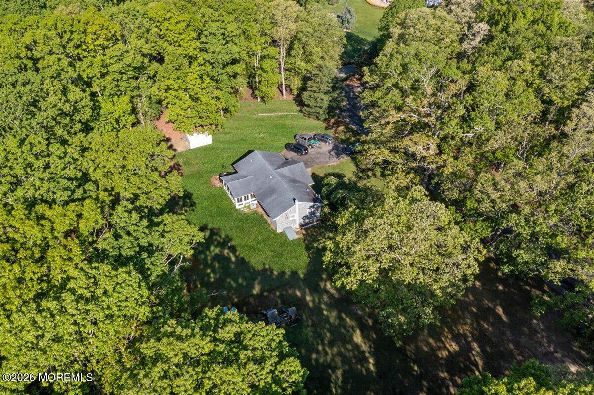 2550 Allenwood Lakewood Road