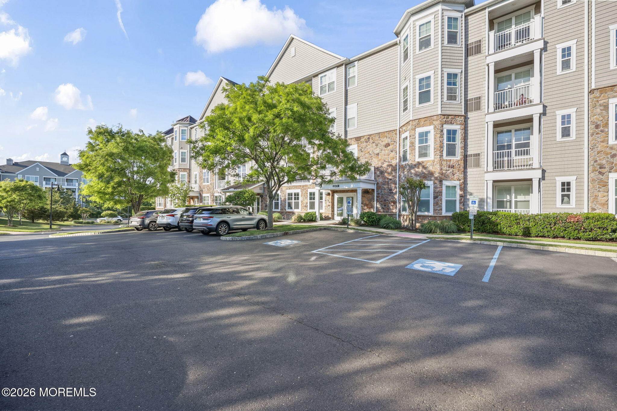 2201 River Road 4207