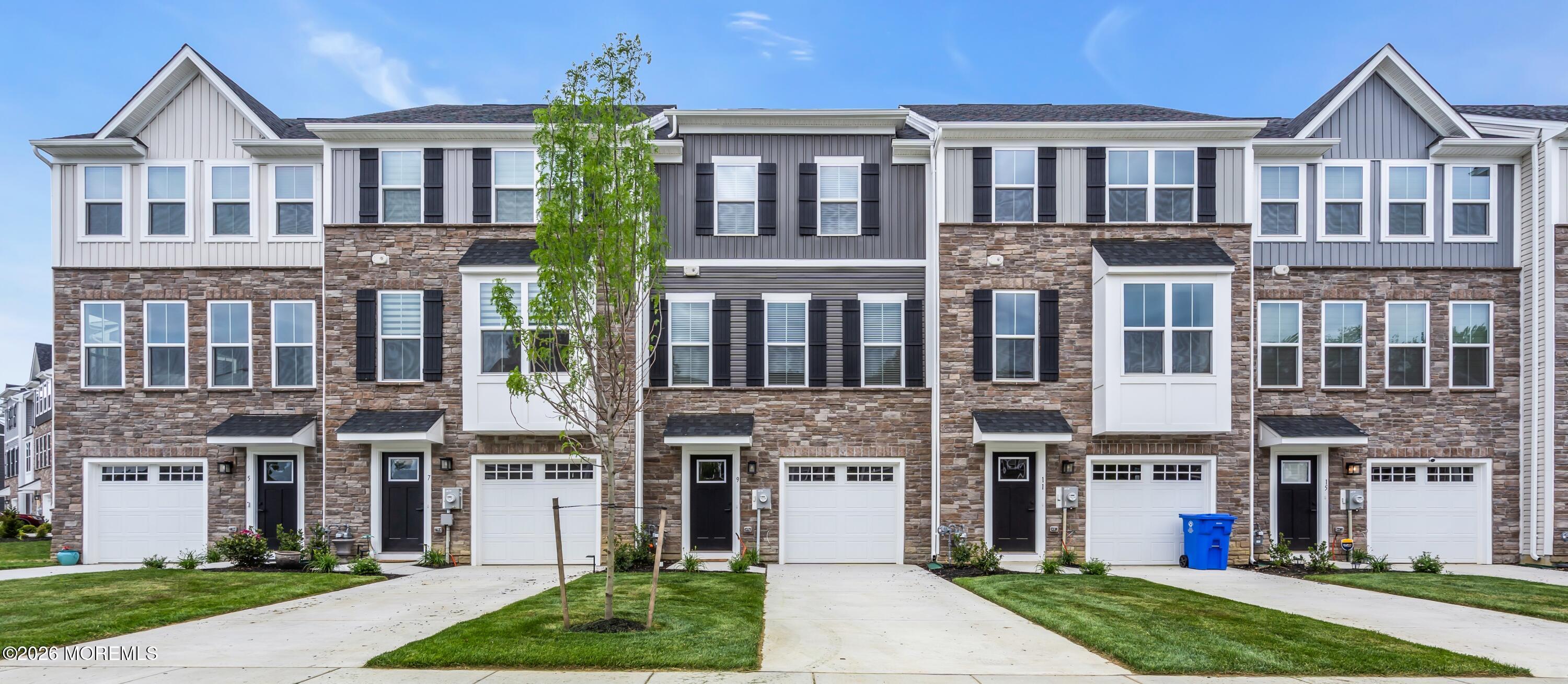 9 Foxwood Drive