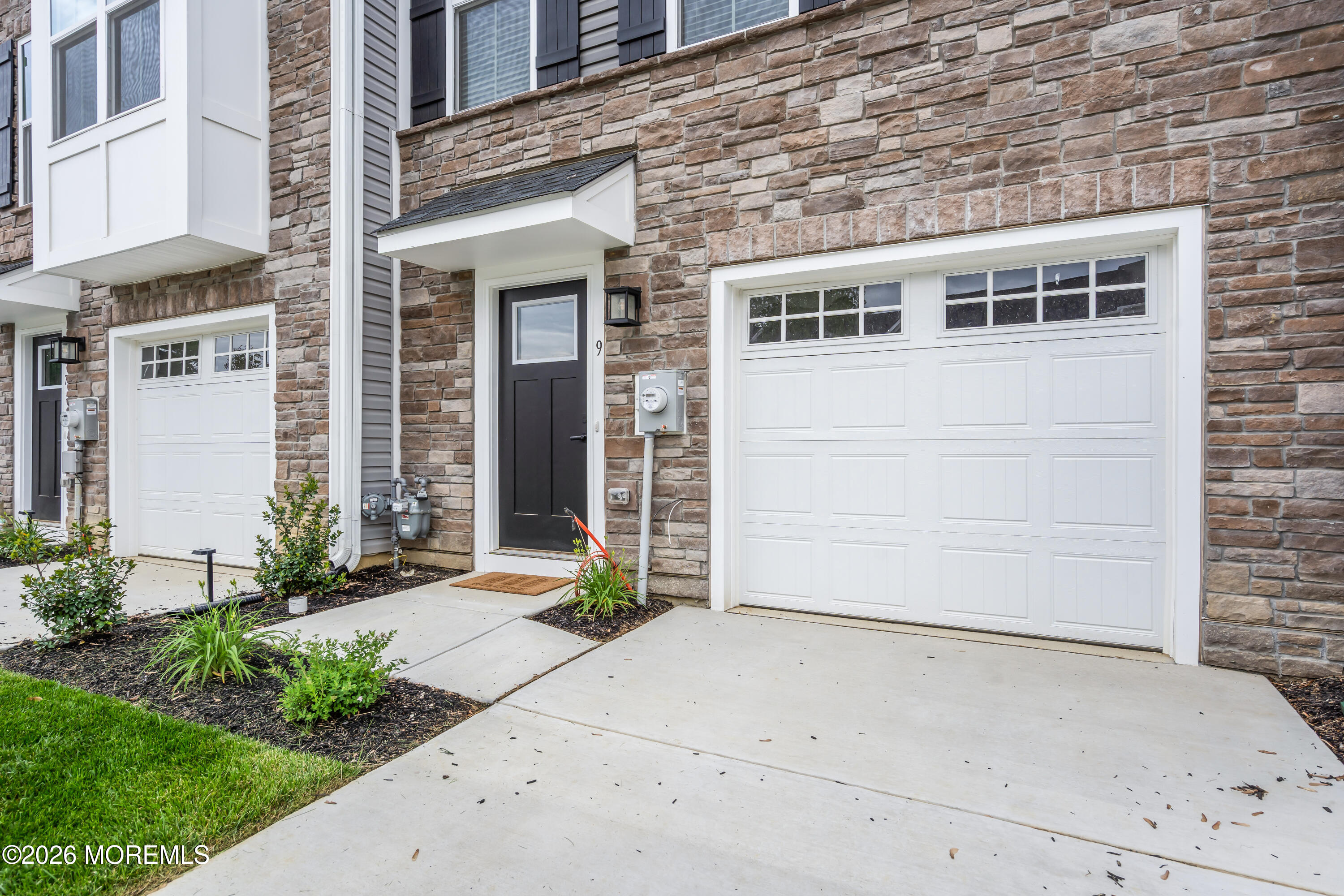 9 Foxwood Drive