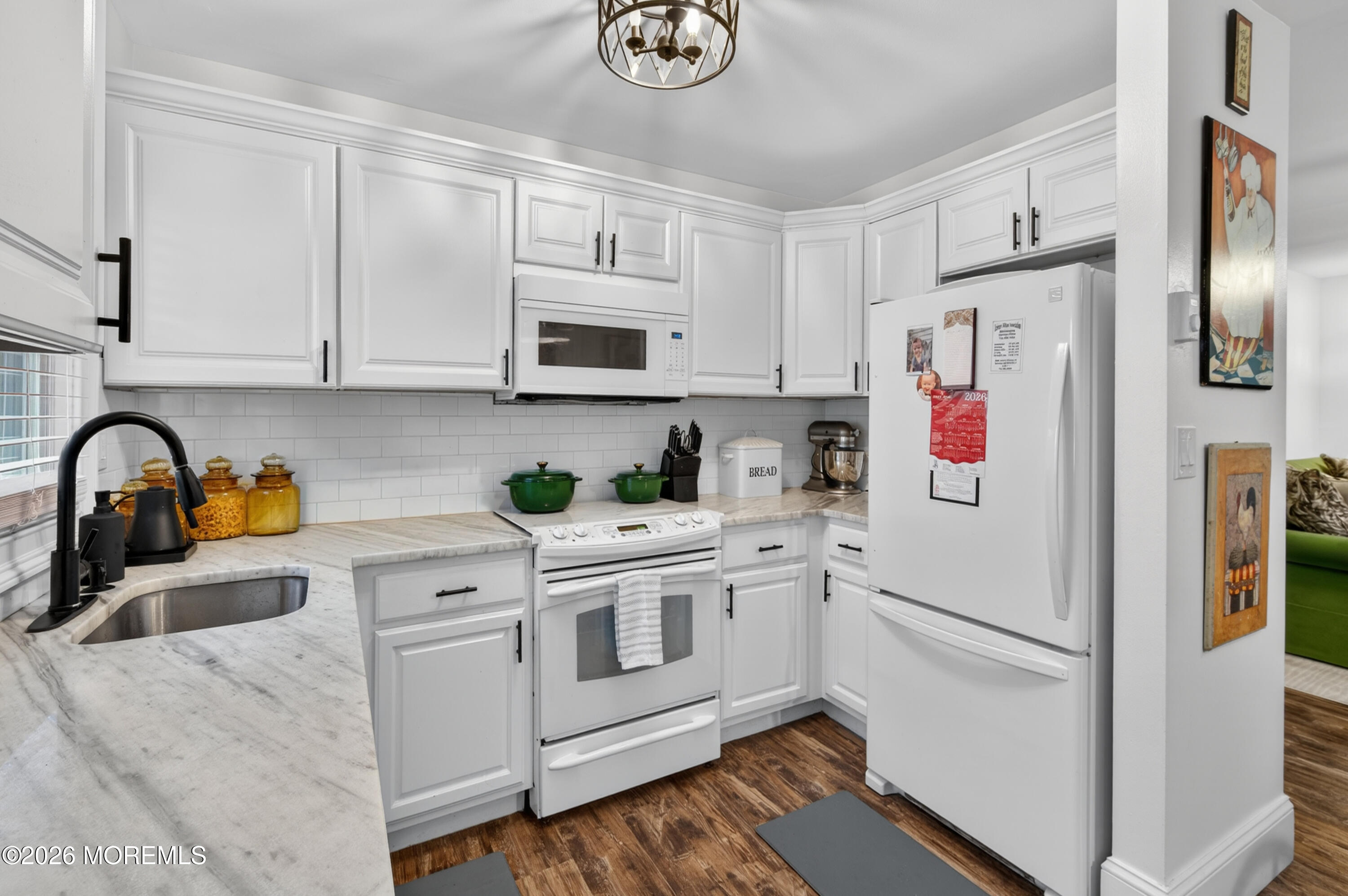 123B Edinburgh Lane 123B