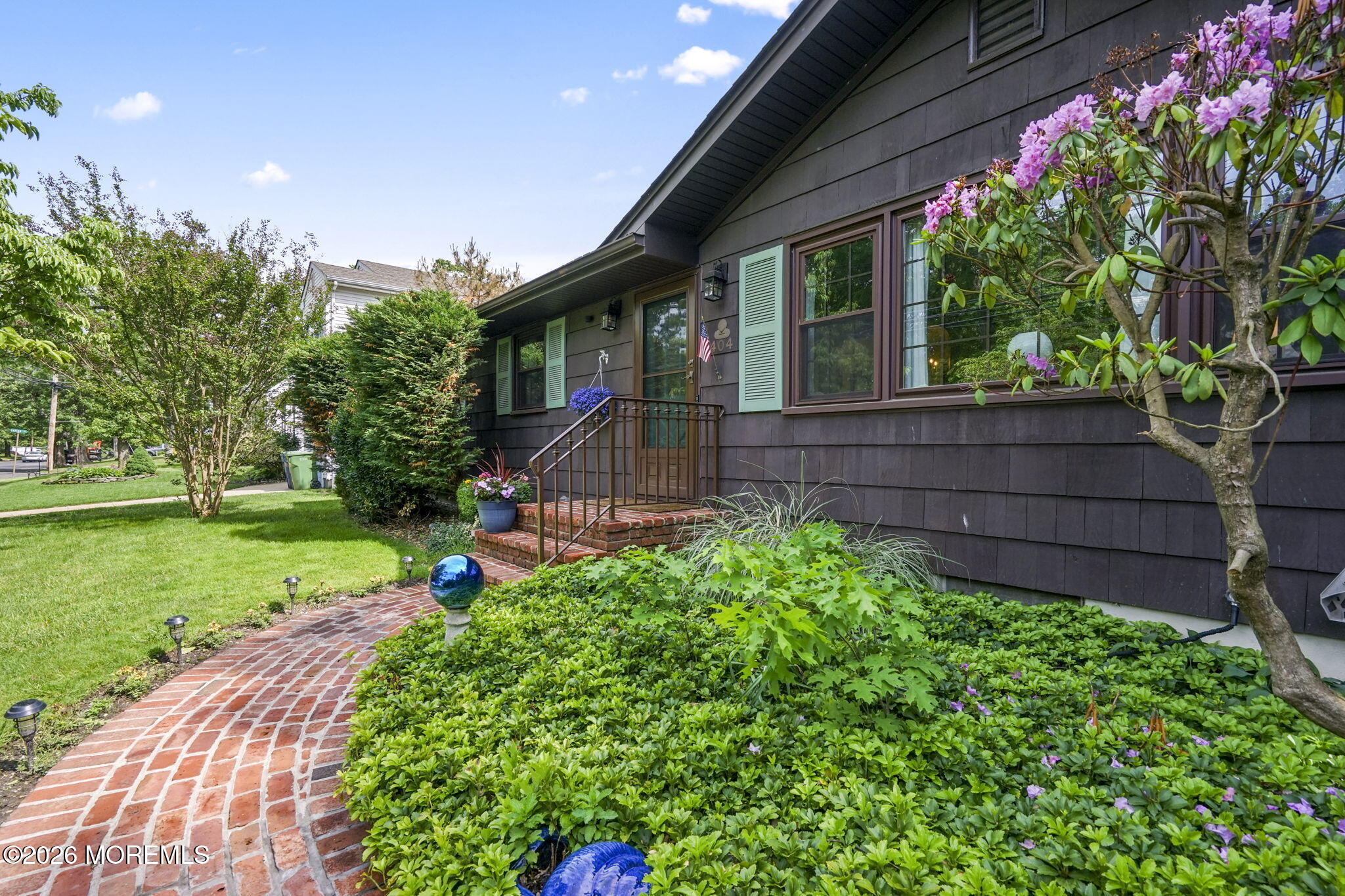 404 Westwood Place