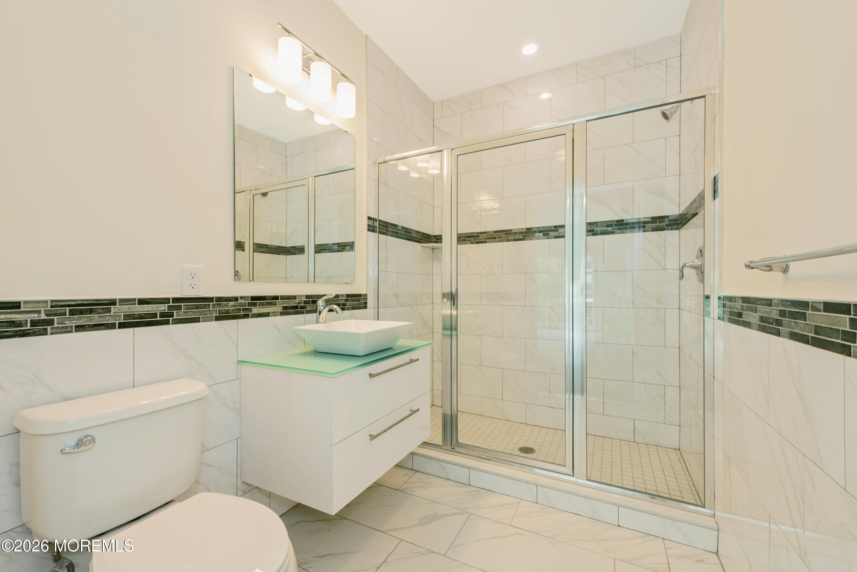 700 Bangs Avenue 204