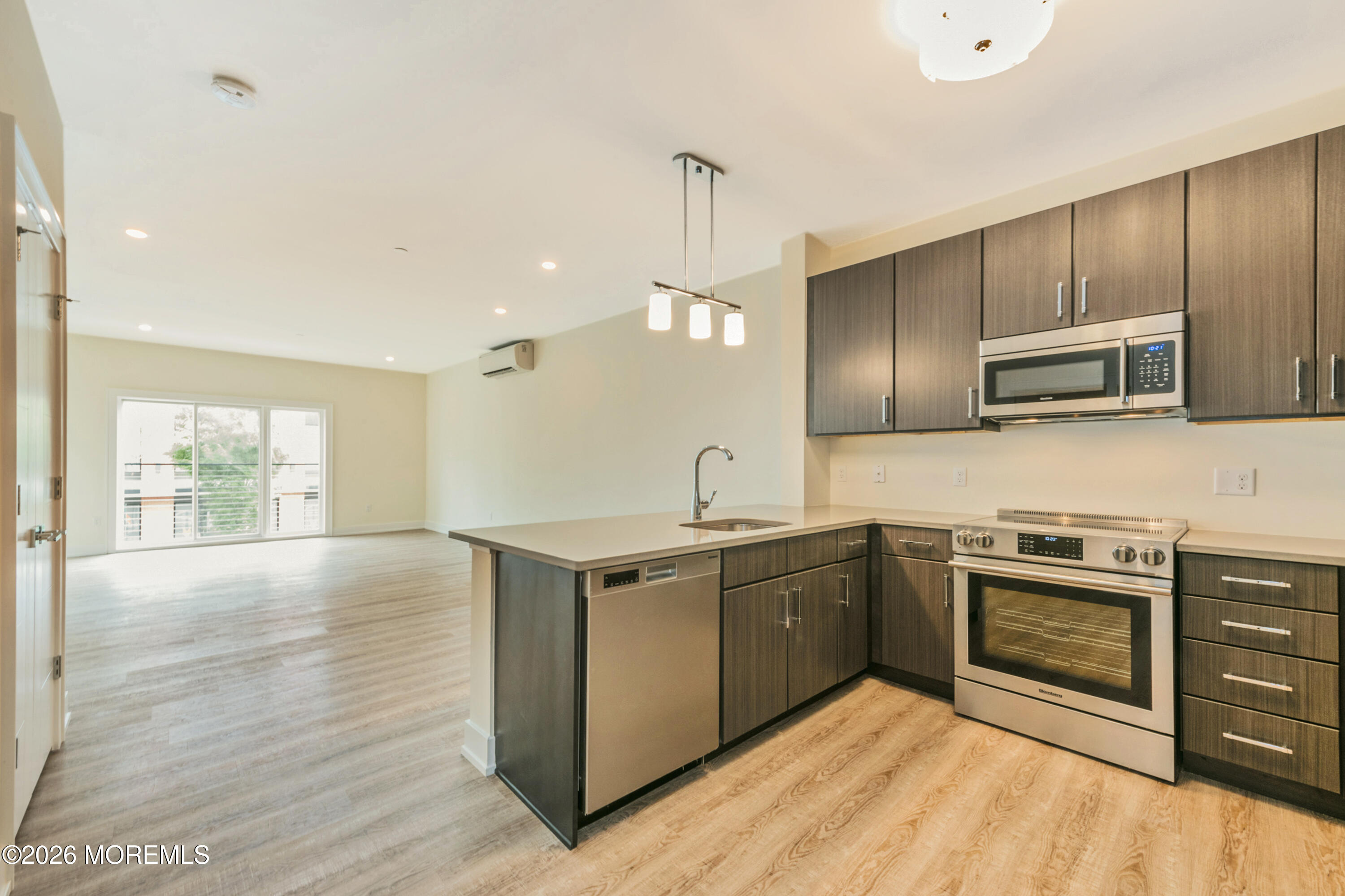 700 Bangs Avenue 204