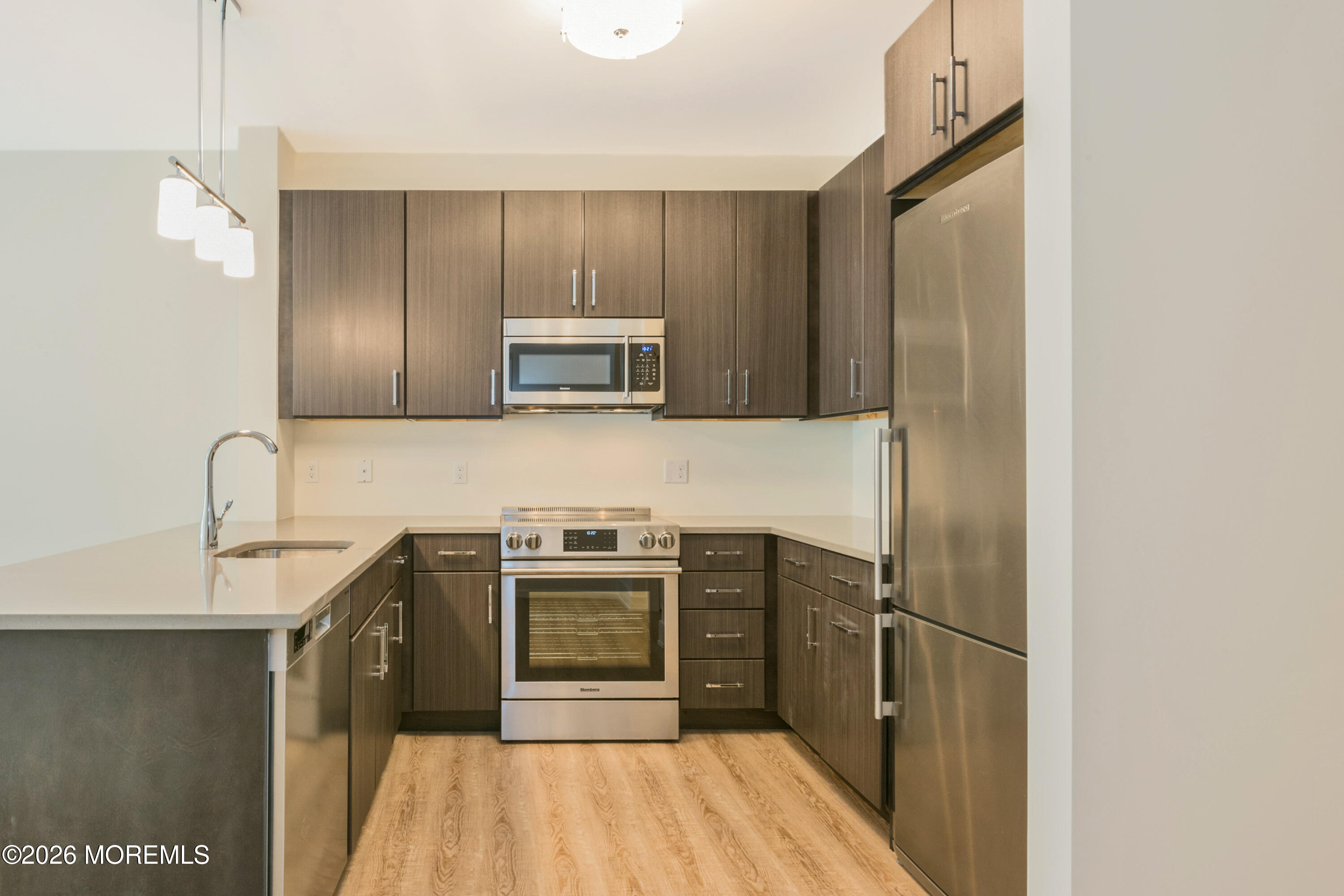 700 Bangs Avenue 204