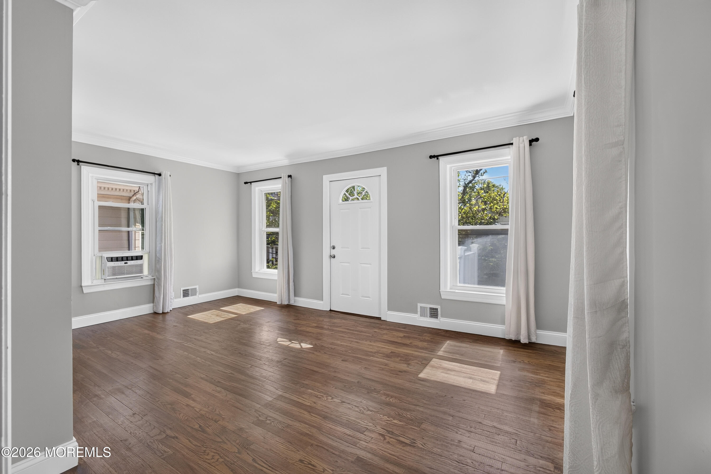 907 Bond Street 2