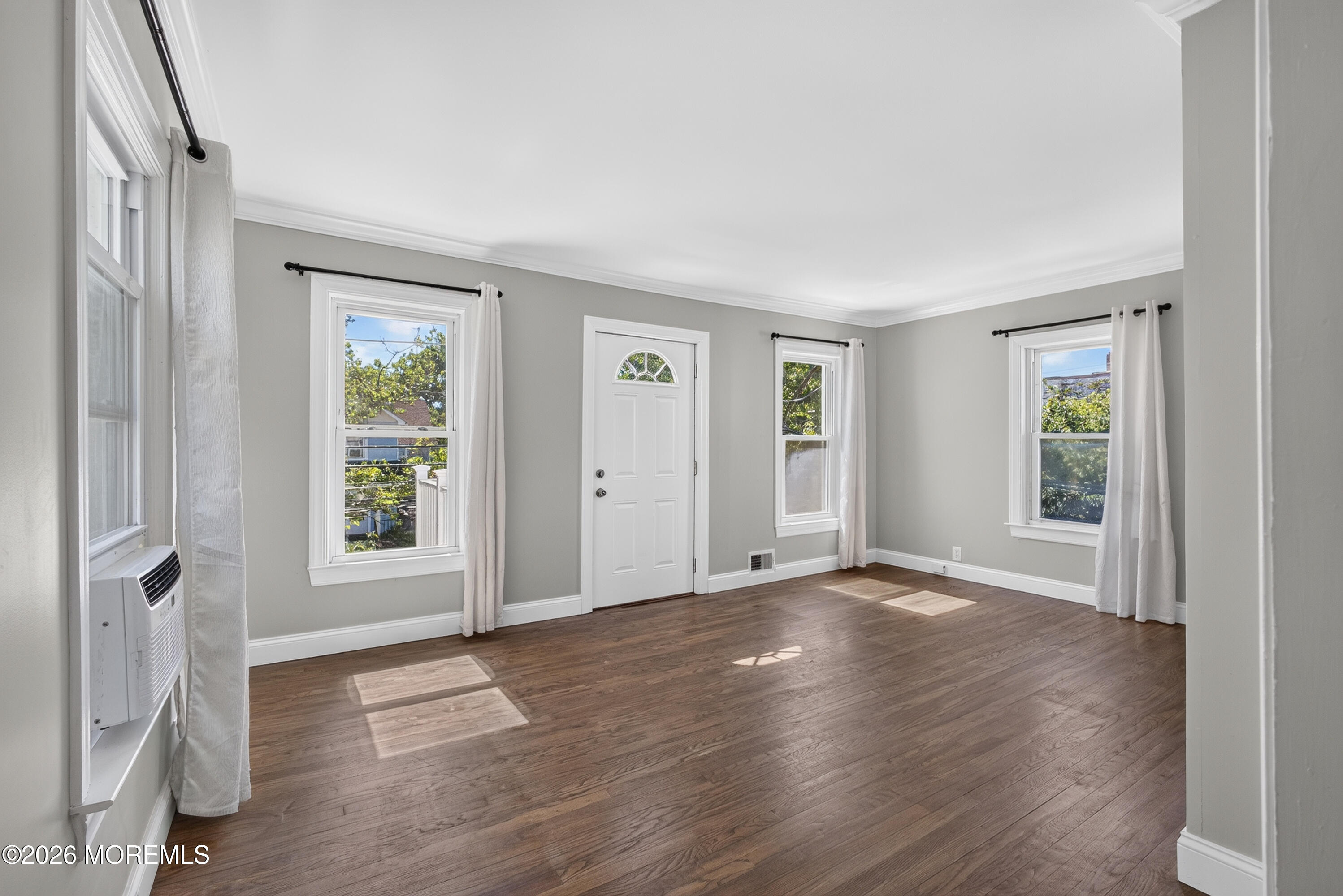 907 Bond Street 2