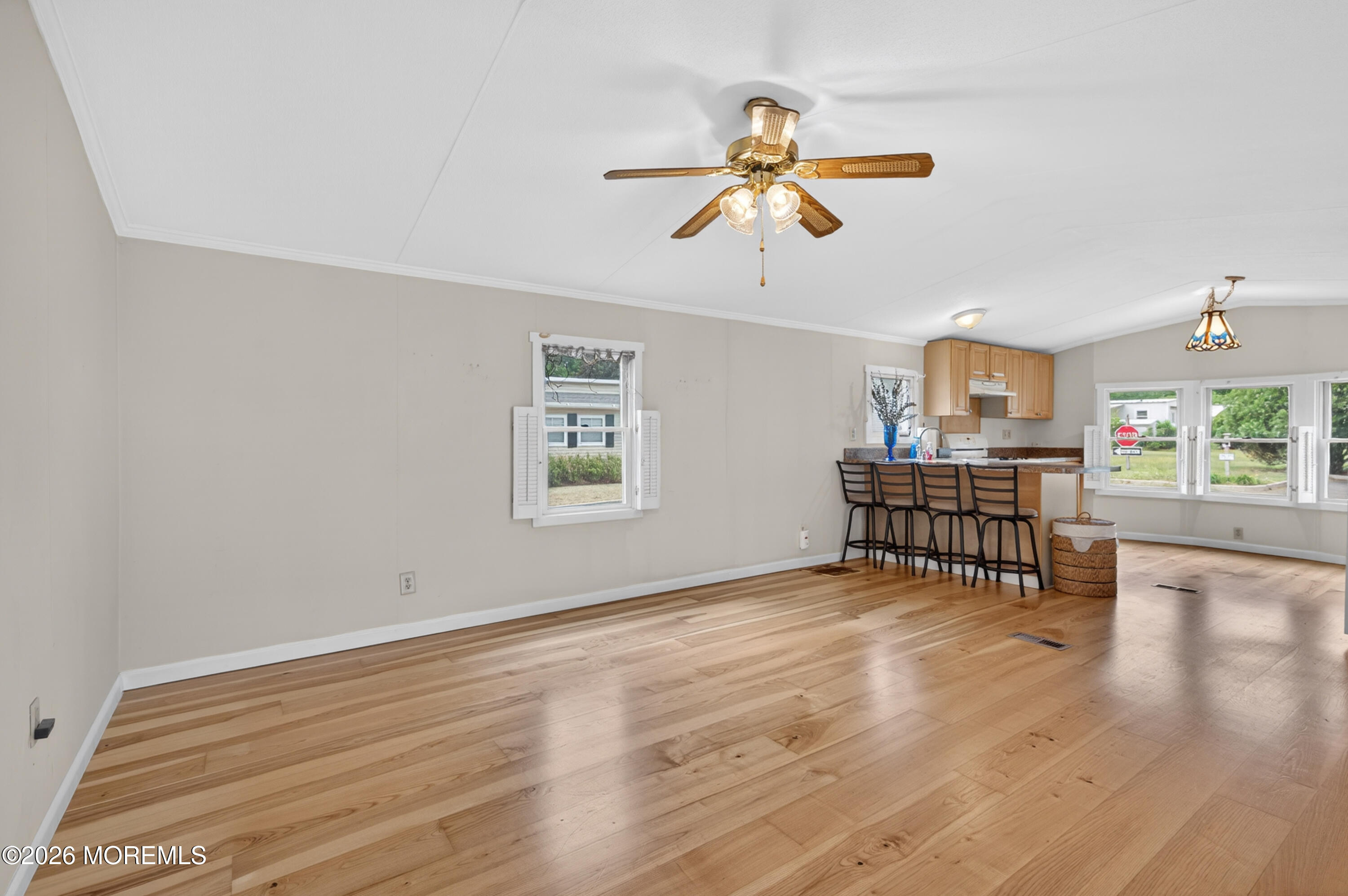 1919 Atlantic Avenue 25