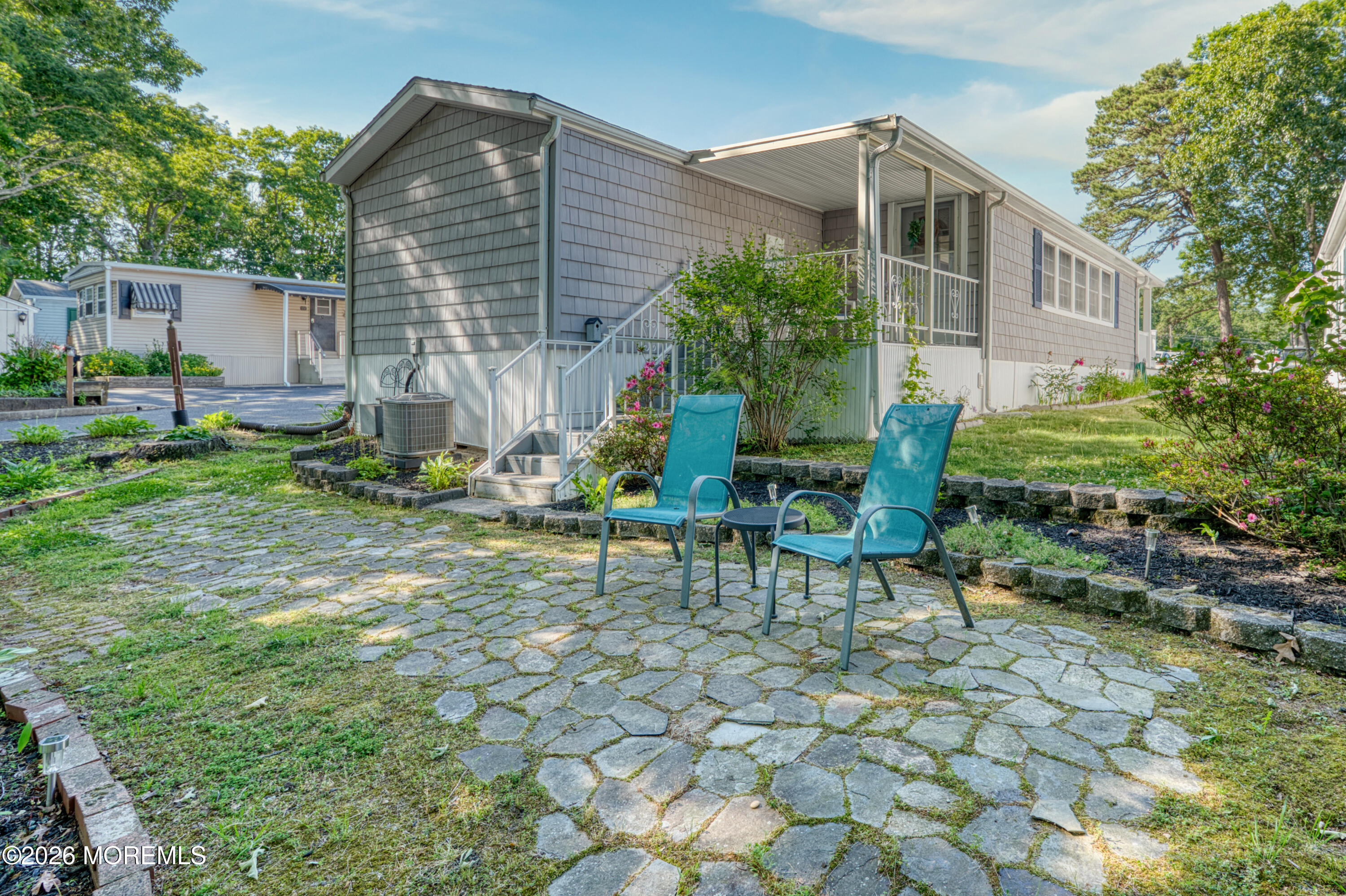 1919 Atlantic Avenue 25