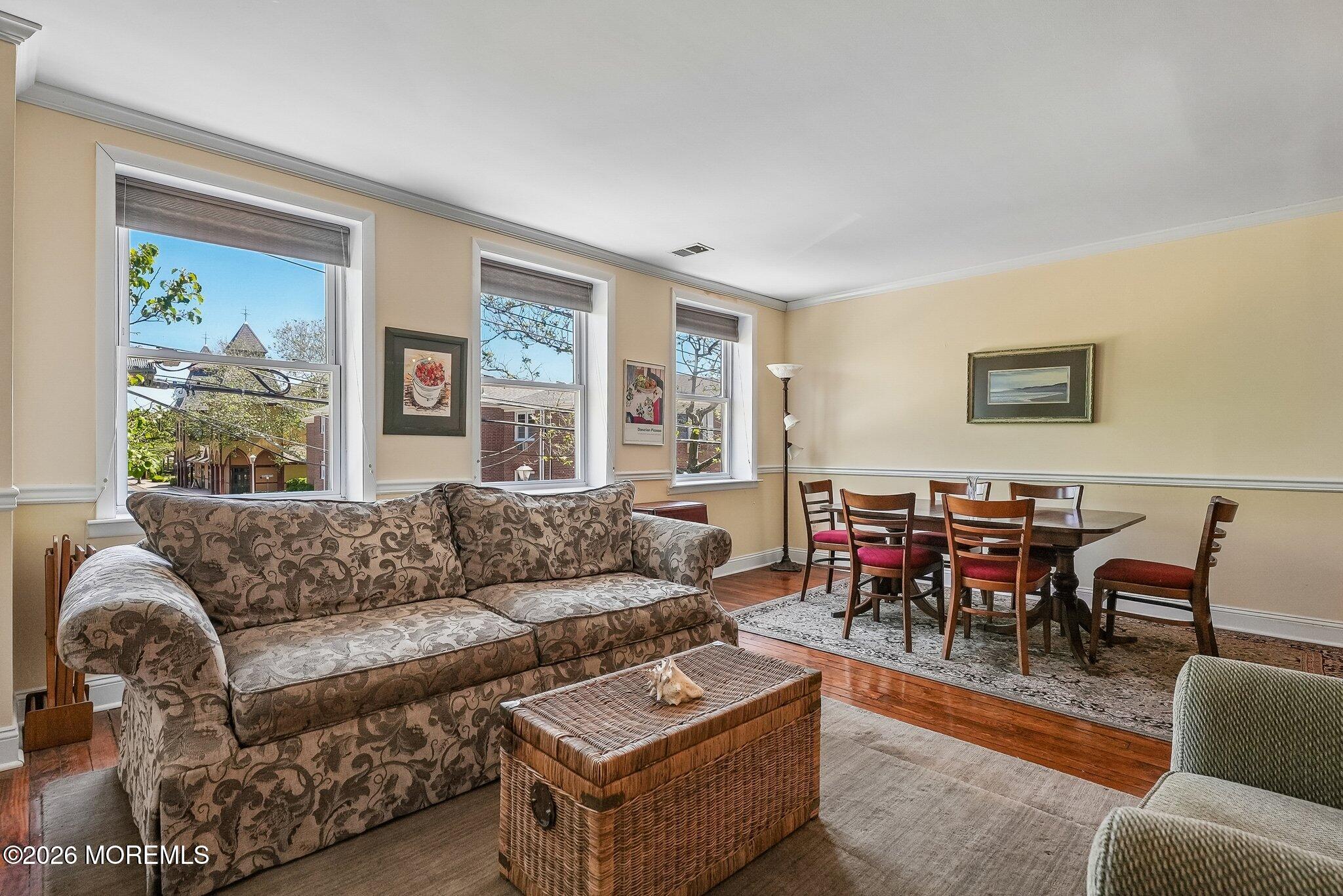 52 Pitman Avenue 2F