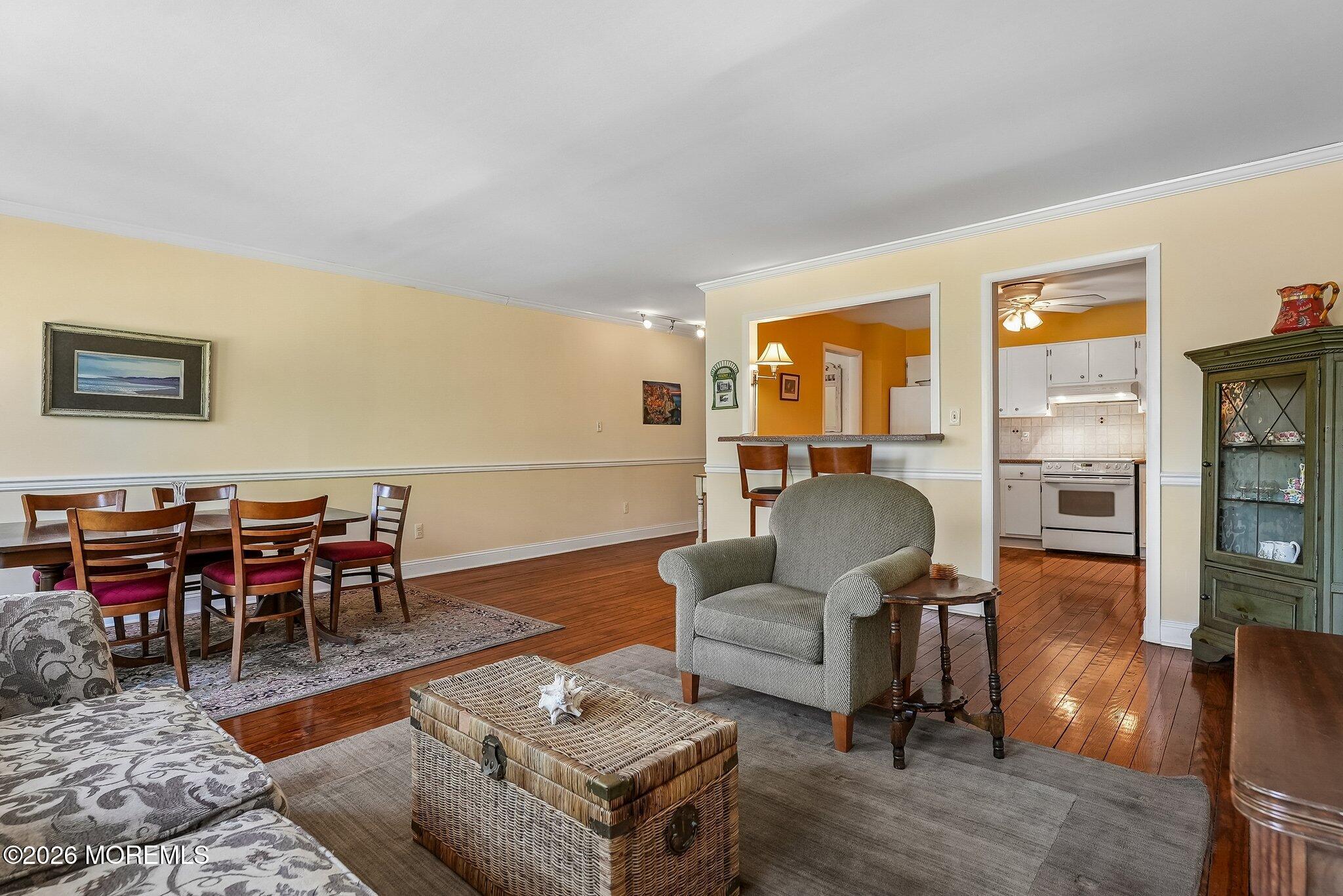 52 Pitman Avenue 2F